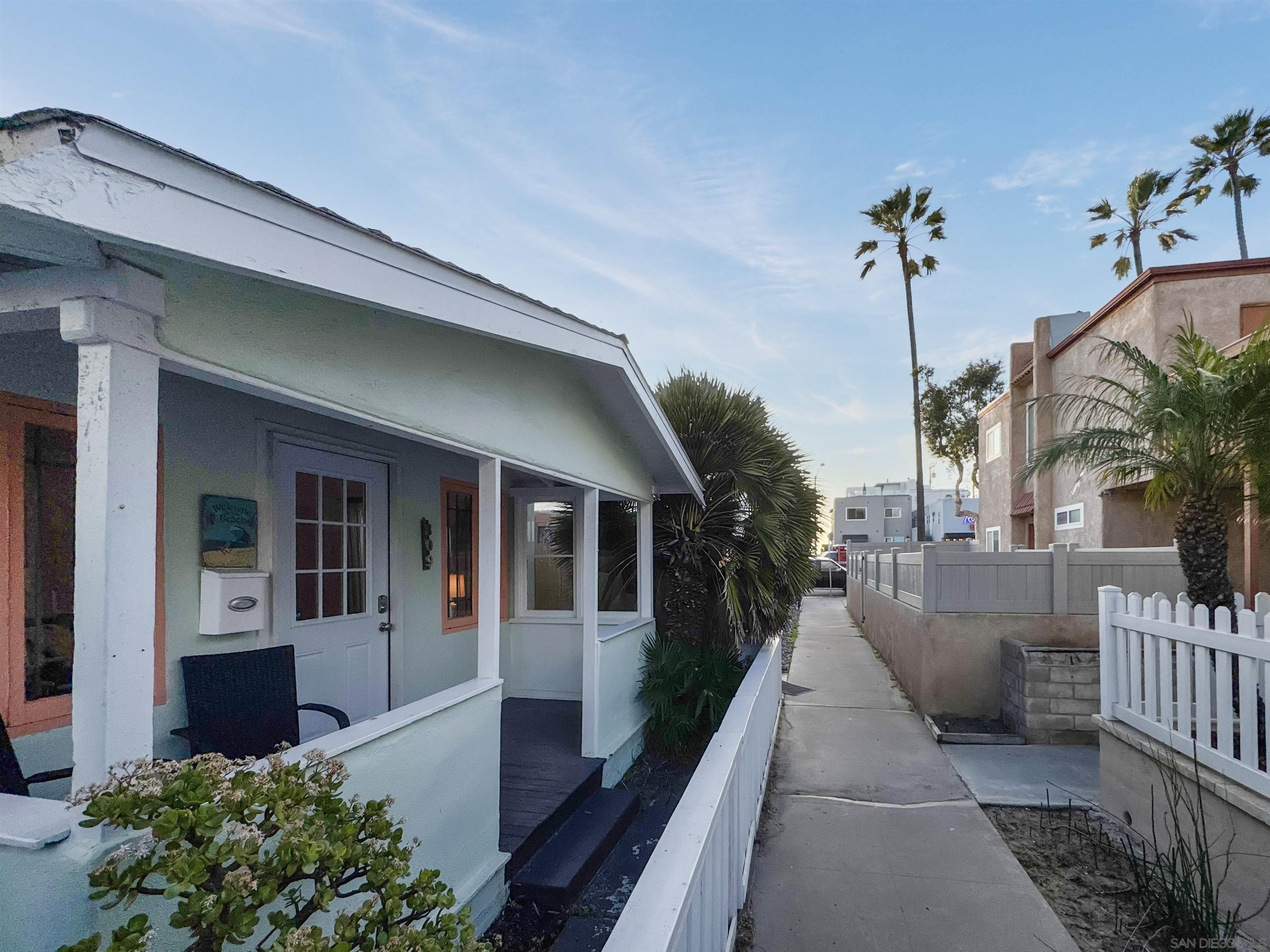 Front Image Thumbnail for SD260004193