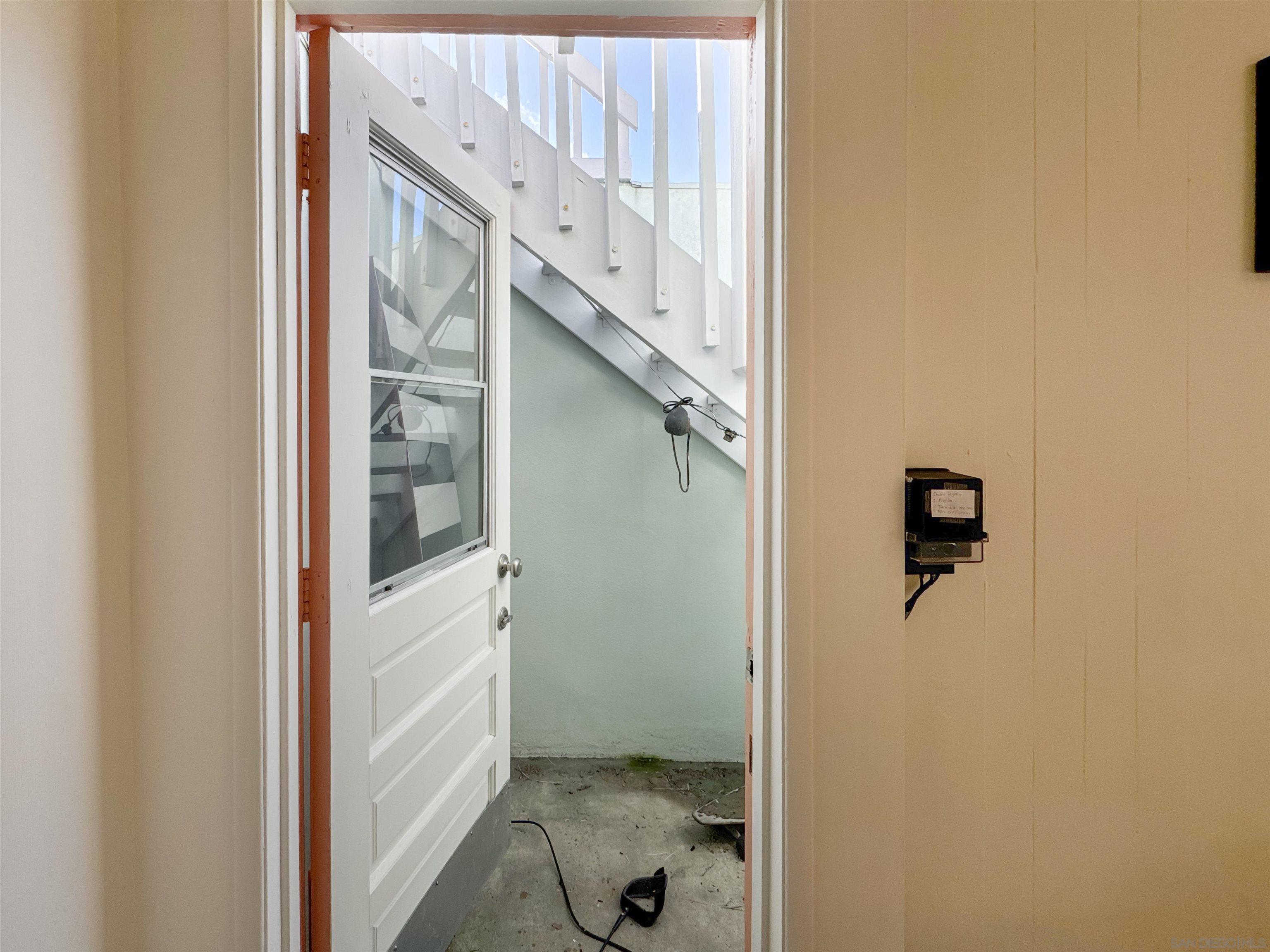 Detail Gallery Image 16 of 30 For 809  Sunset Ct, San Diego,  CA 92109 - 2 Beds | 1 Baths