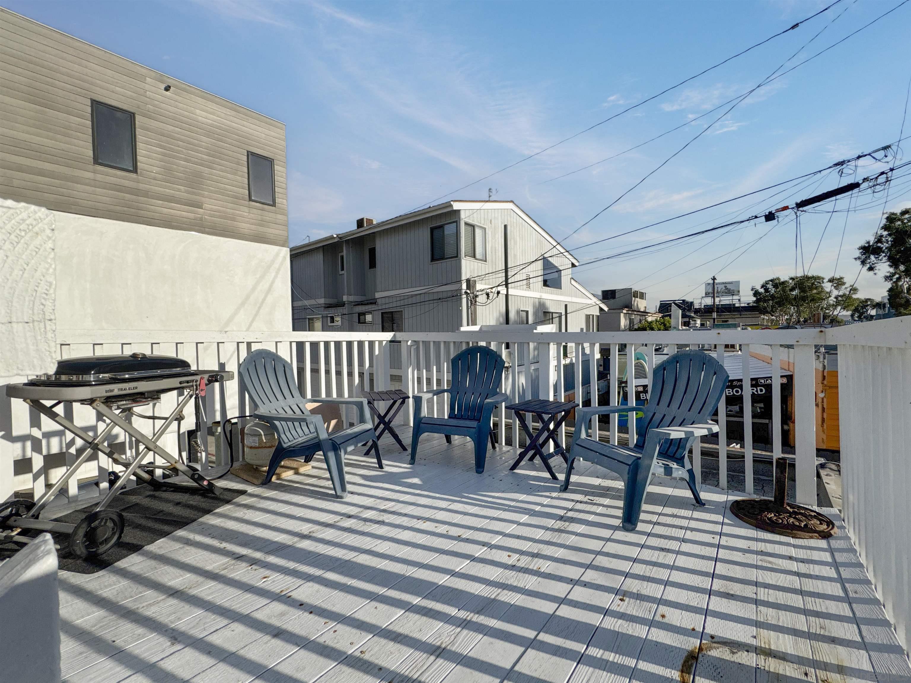 Detail Gallery Image 18 of 30 For 809  Sunset Ct, San Diego,  CA 92109 - 2 Beds | 1 Baths