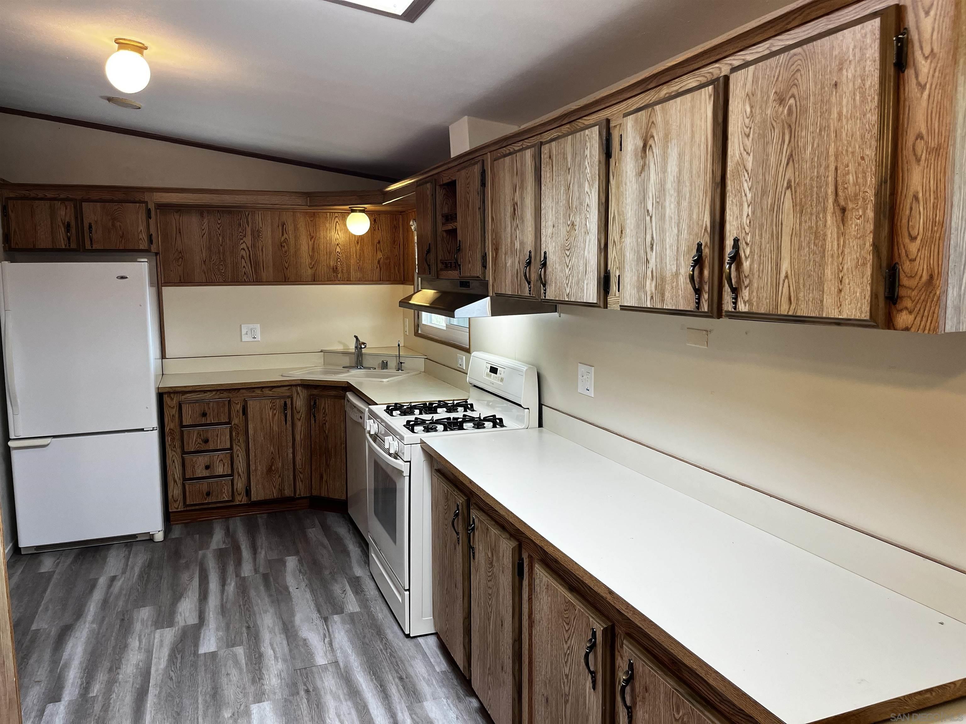 Detail Gallery Image 6 of 44 For 909  Richland Rd  #134,  San Marcos,  CA 92069 - 3 Beds | 2 Baths