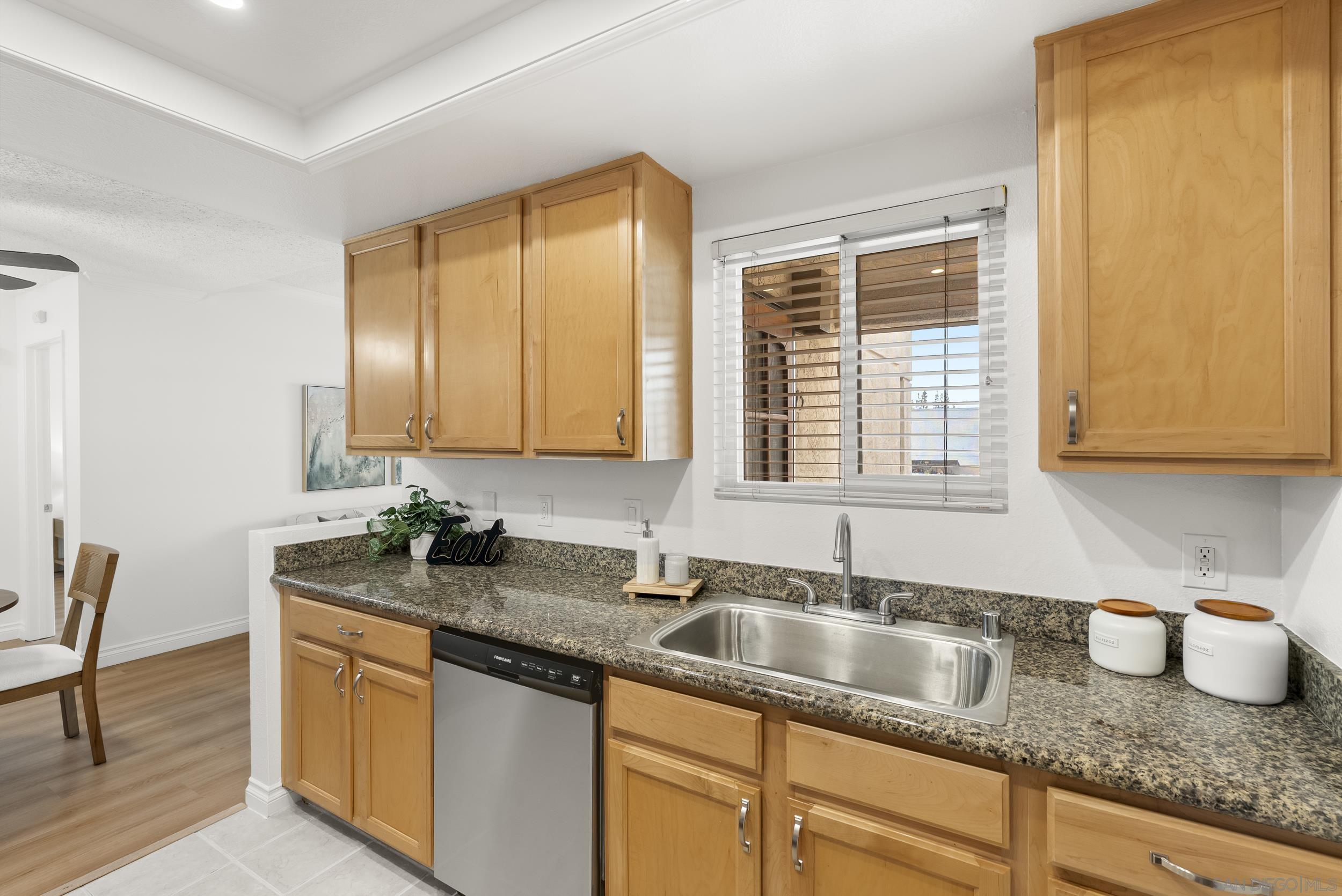 Detail Gallery Image 13 of 21 For 830  Broadway  #15,  El Cajon,  CA 92021 - 1 Beds | 1 Baths