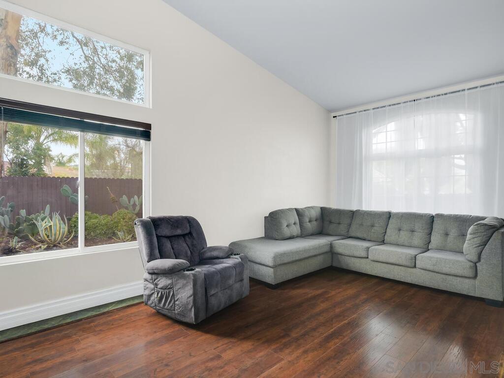 Detail Gallery Image 14 of 26 For 32453  Enriqueta Cir, Temecula,  CA 92592 - 4 Beds | 2 Baths