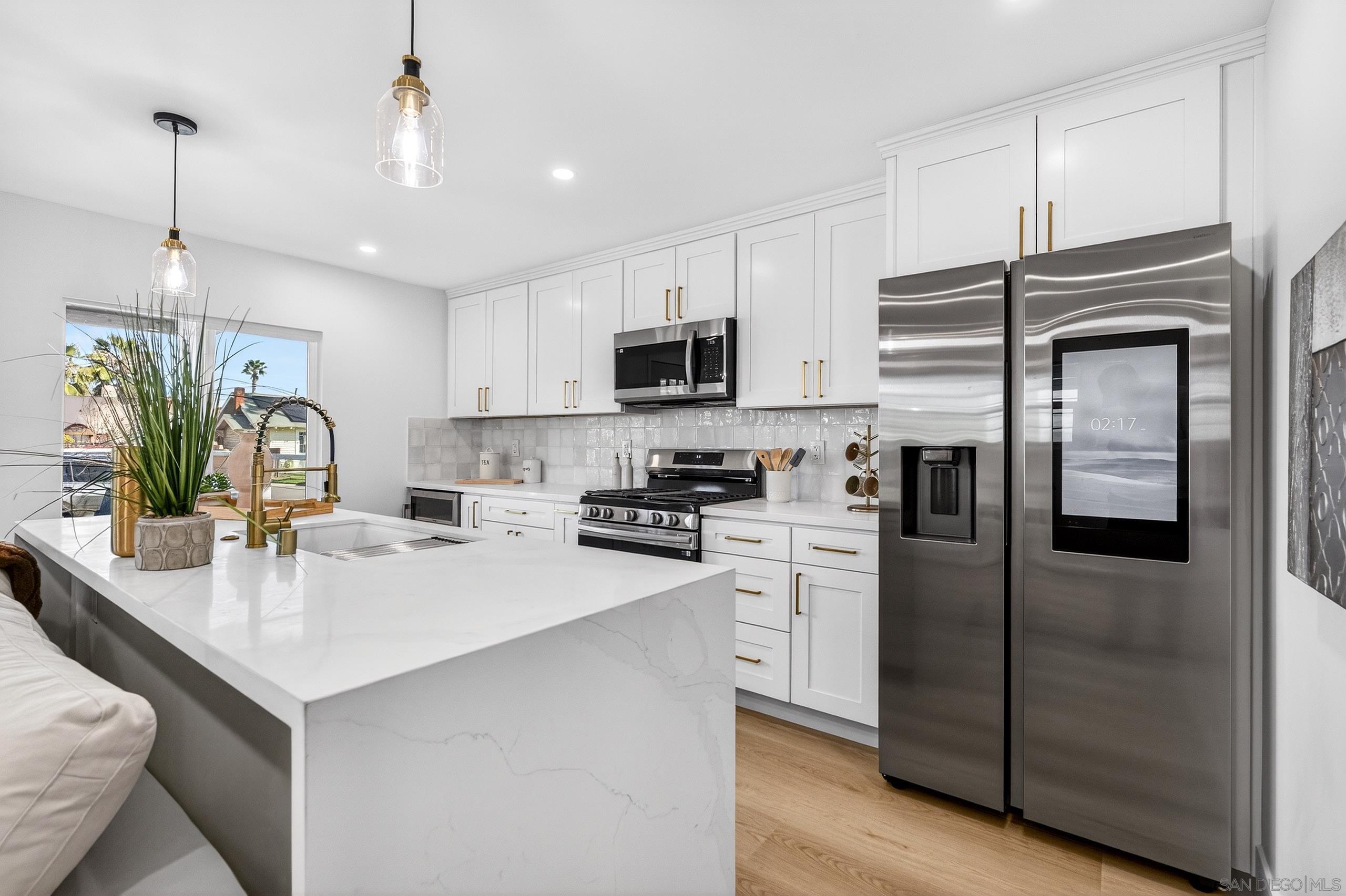 Detail Gallery Image 15 of 41 For 3728  Cherokee Ave, San Diego,  CA 92104 - 3 Beds | 2 Baths