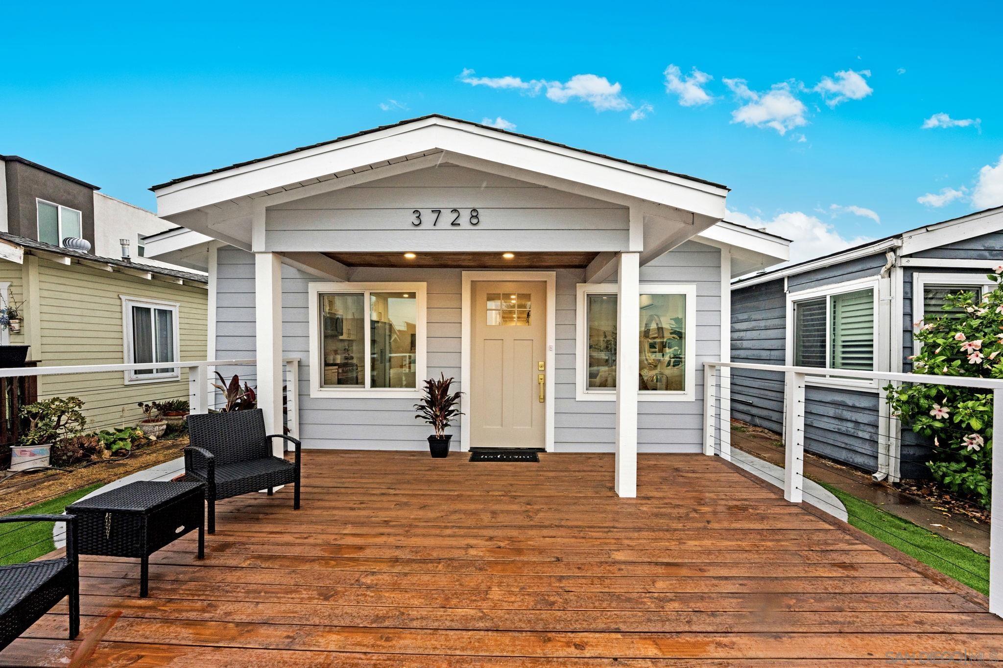 Detail Gallery Image 3 of 41 For 3728  Cherokee Ave, San Diego,  CA 92104 - 3 Beds | 2 Baths