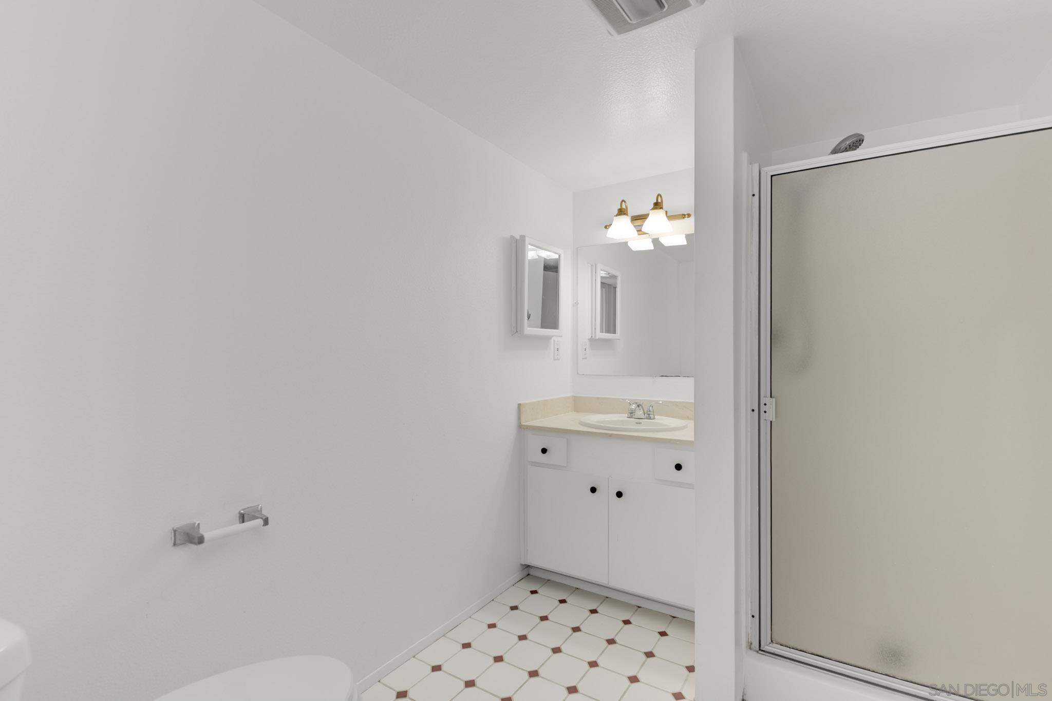 Detail Gallery Image 19 of 25 For 625 S Fig Street  #10,  Escondido,  CA 92025 - 2 Beds | 2 Baths