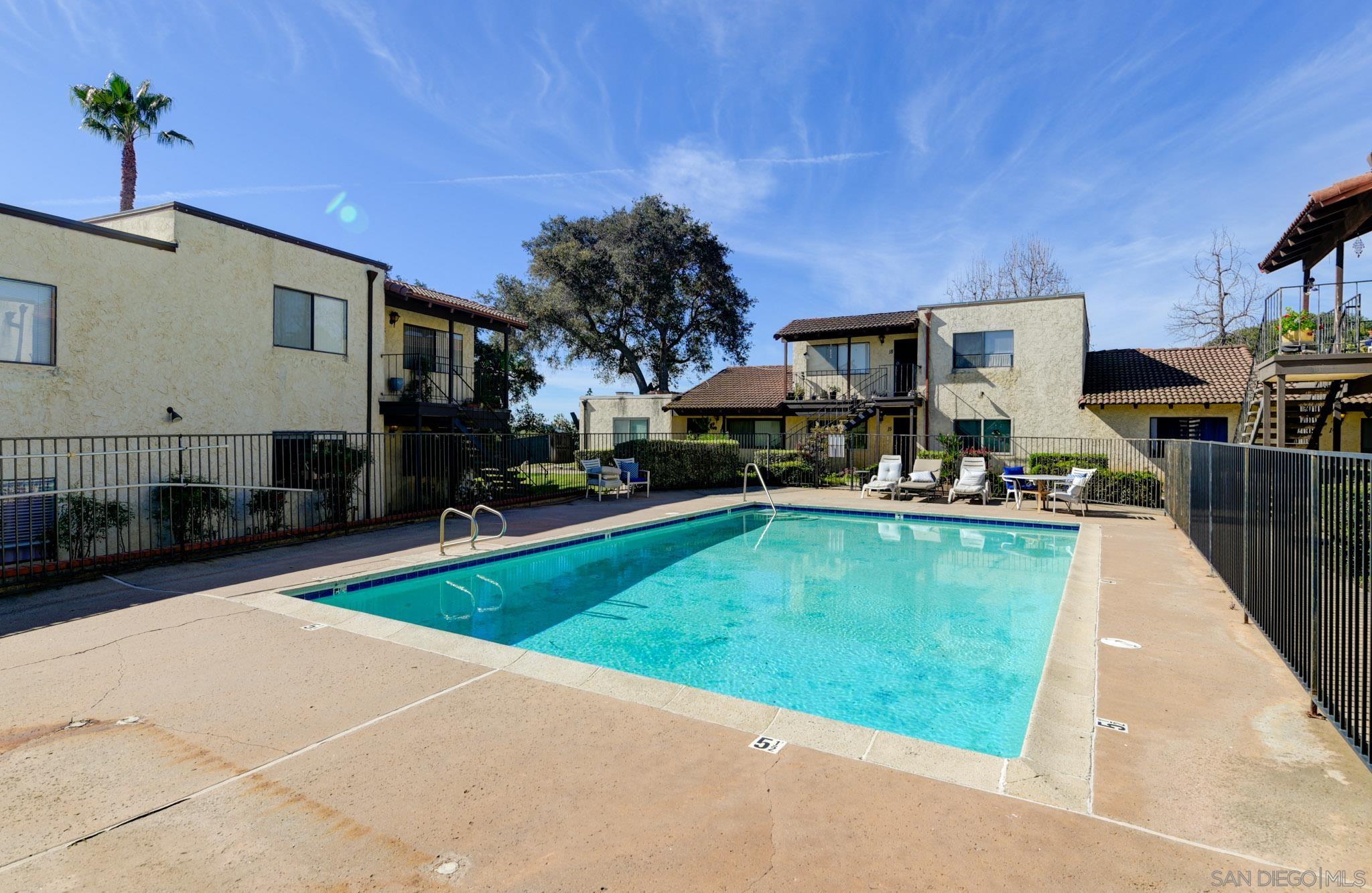 Detail Gallery Image 22 of 25 For 625 S Fig Street  #10,  Escondido,  CA 92025 - 2 Beds | 2 Baths