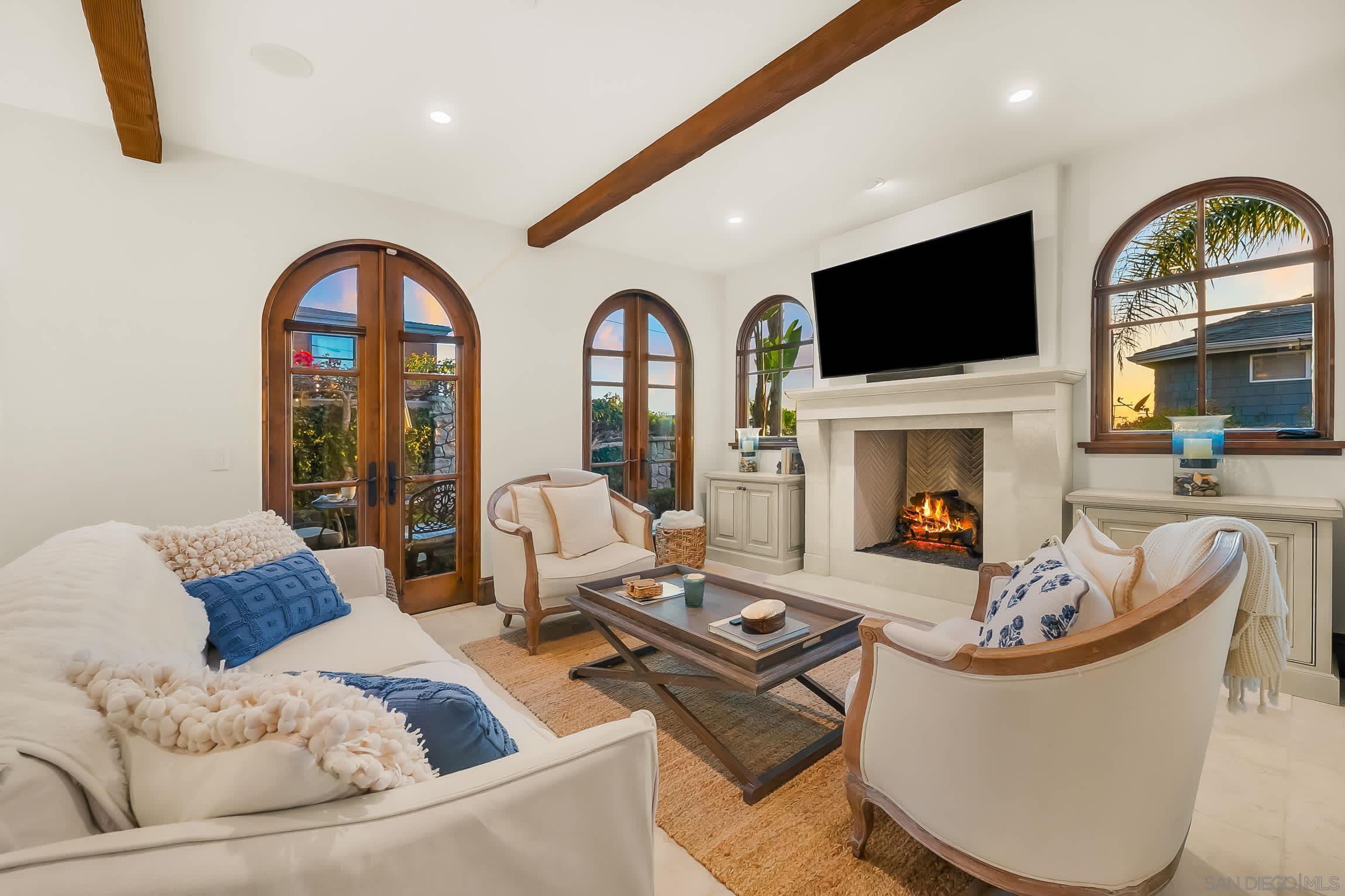 Detail Gallery Image 17 of 75 For 730  Stratford Ct, Del Mar,  CA 92014 - 4 Beds | 3/1 Baths