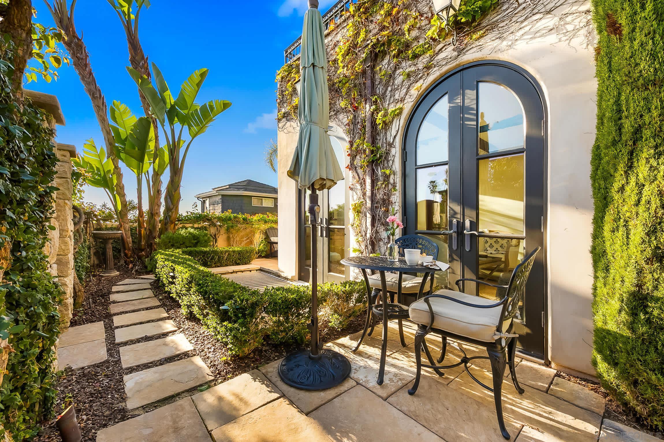 Detail Gallery Image 20 of 75 For 730  Stratford Ct, Del Mar,  CA 92014 - 4 Beds | 3/1 Baths