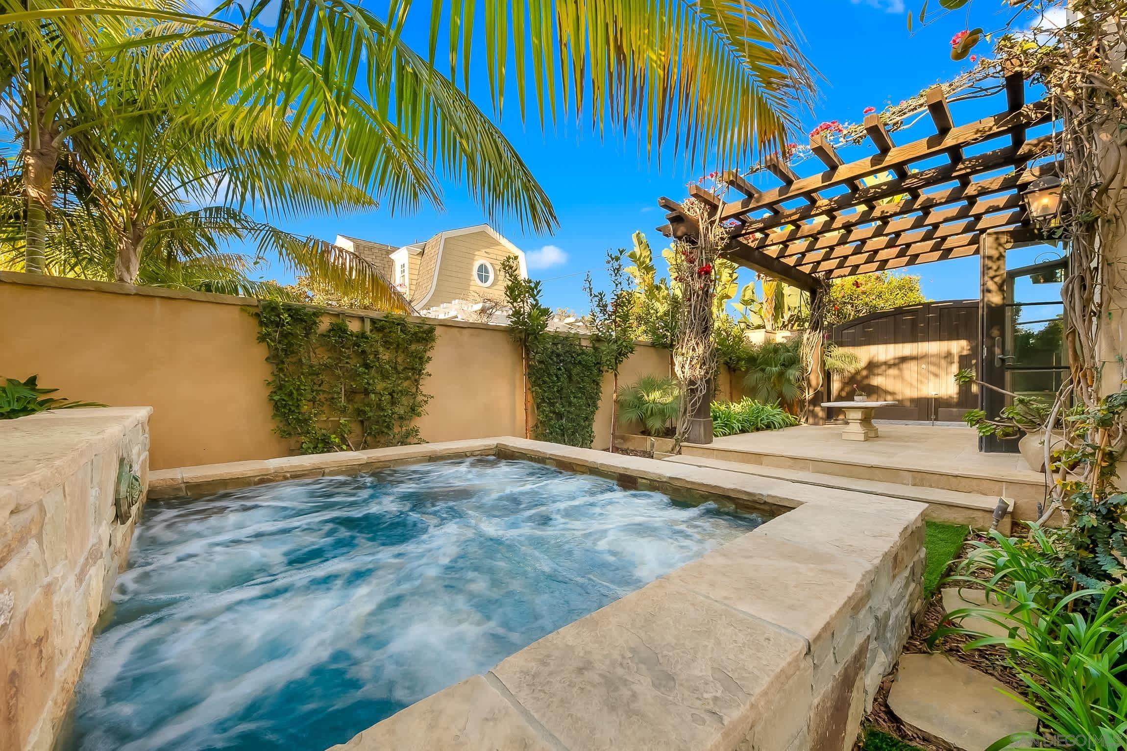 Detail Gallery Image 29 of 75 For 730  Stratford Ct, Del Mar,  CA 92014 - 4 Beds | 3/1 Baths