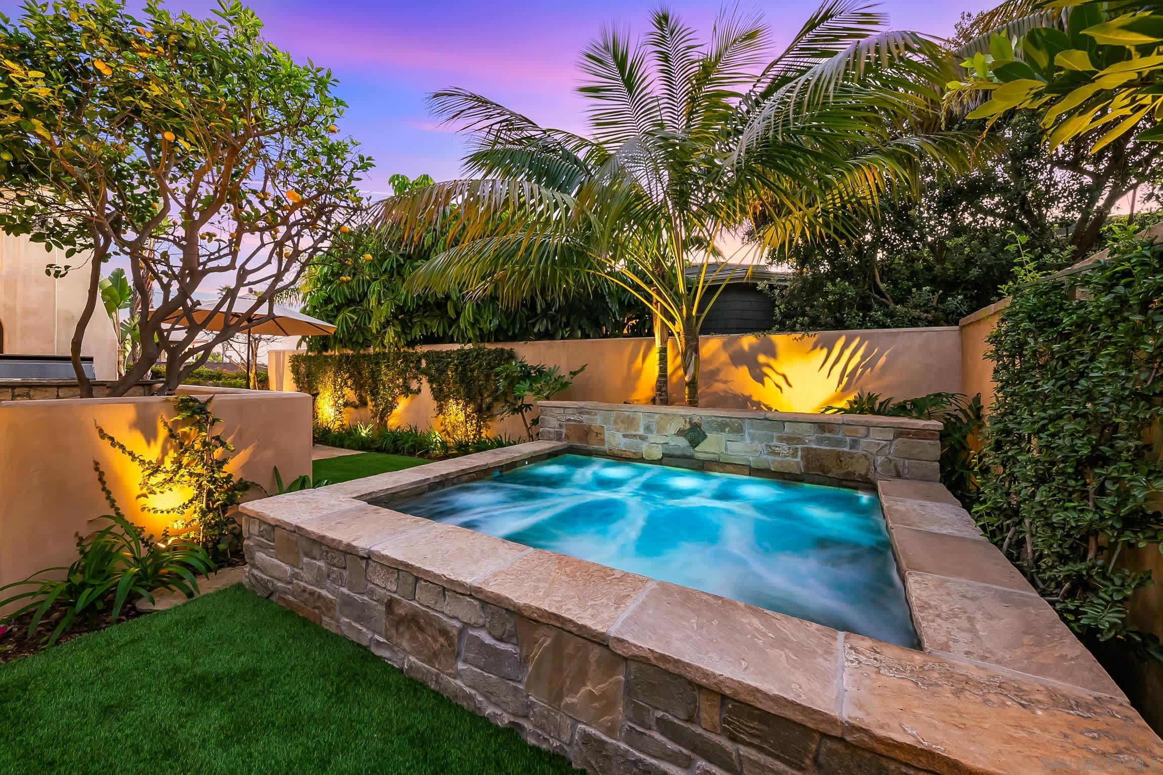 Detail Gallery Image 32 of 75 For 730  Stratford Ct, Del Mar,  CA 92014 - 4 Beds | 3/1 Baths