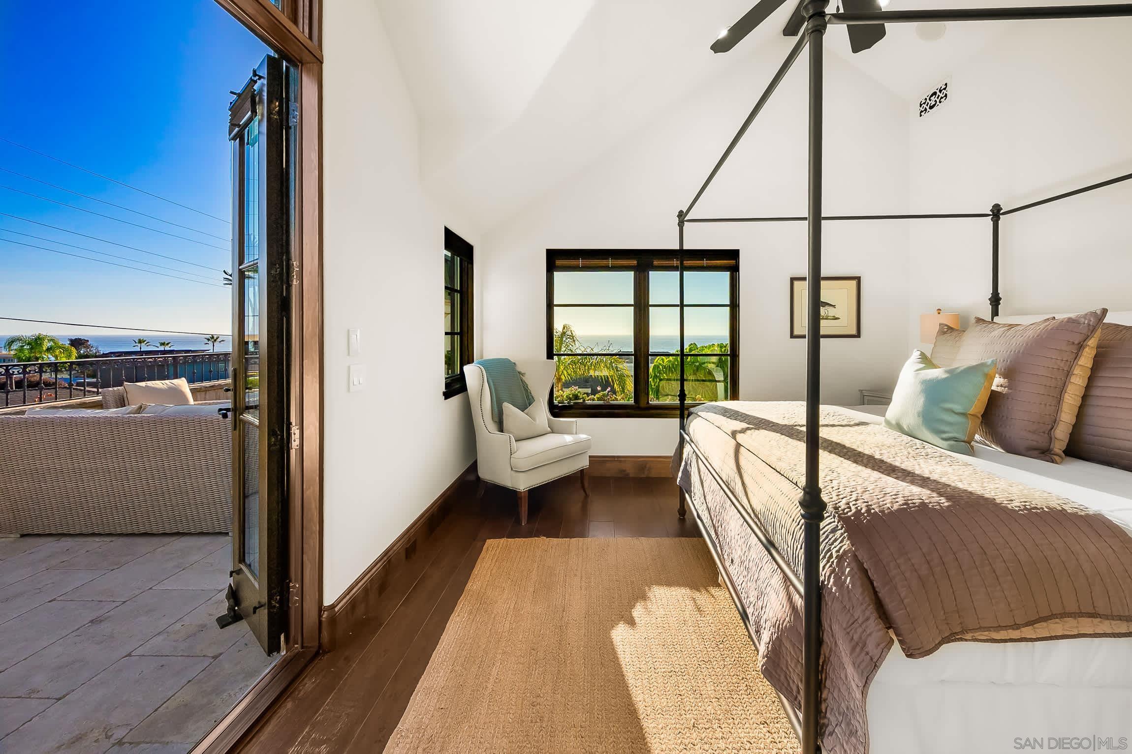 Detail Gallery Image 41 of 75 For 730  Stratford Ct, Del Mar,  CA 92014 - 4 Beds | 3/1 Baths