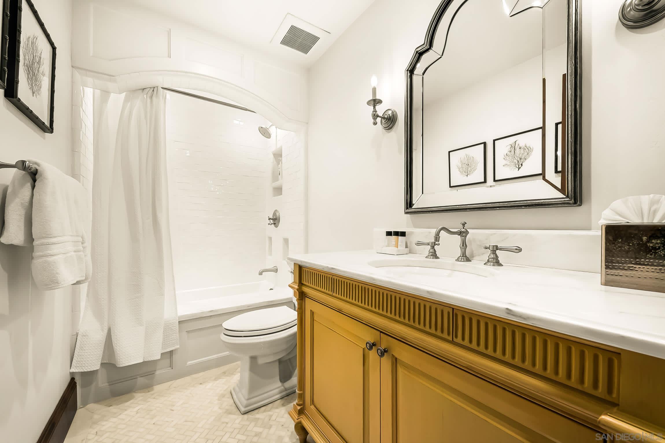 Detail Gallery Image 62 of 75 For 730  Stratford Ct, Del Mar,  CA 92014 - 4 Beds | 3/1 Baths