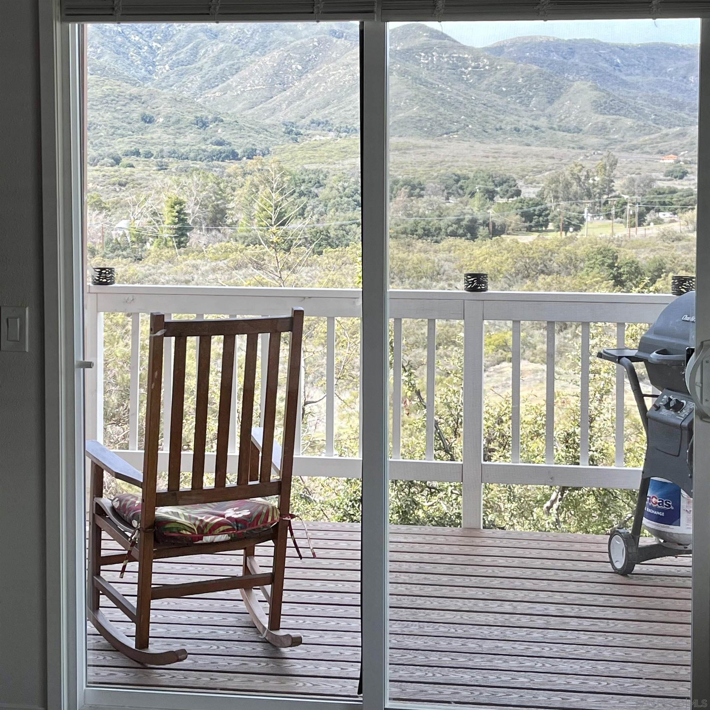 Detail Gallery Image 3 of 38 For 35109  Highway 79  Space/Unit #32,  Warner Springs,  CA 92086 - 2 Beds | 2 Baths