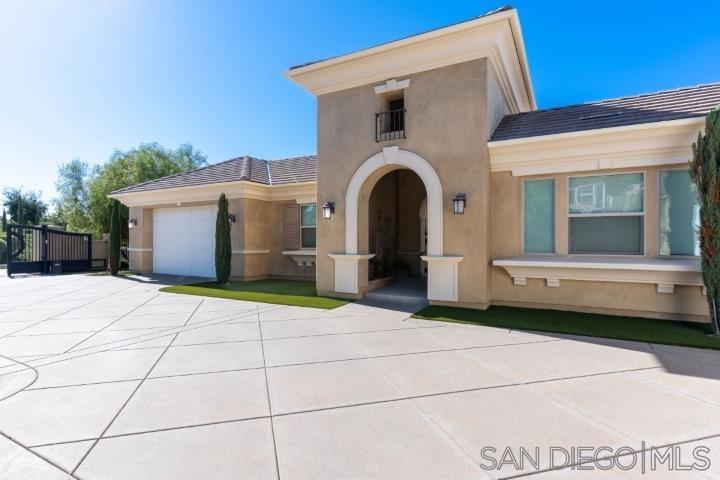 Detail Gallery Image 11 of 57 For 41770  Knoll Vista Lane, Temecula,  CA 92592 - 4 Beds | 4/1 Baths