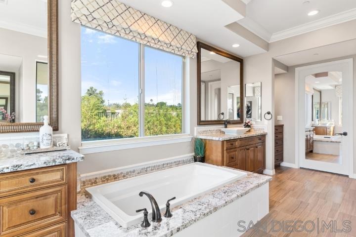 Detail Gallery Image 32 of 57 For 41770  Knoll Vista Lane, Temecula,  CA 92592 - 4 Beds | 4/1 Baths