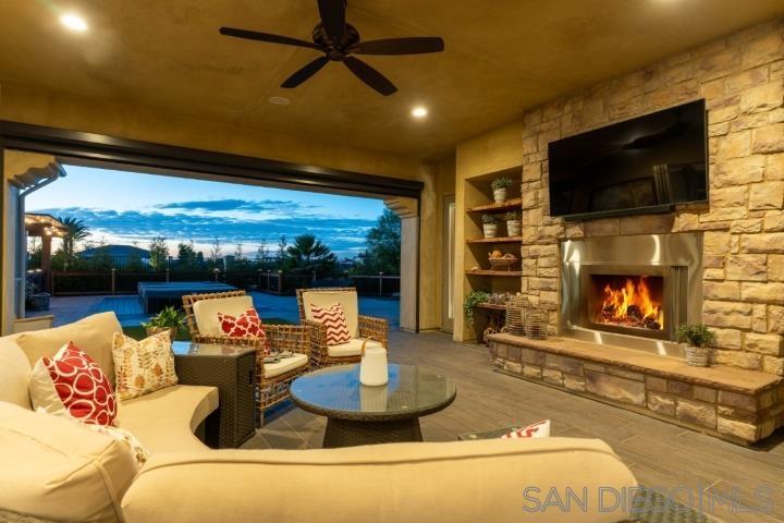 Detail Gallery Image 42 of 57 For 41770  Knoll Vista Lane, Temecula,  CA 92592 - 4 Beds | 4/1 Baths