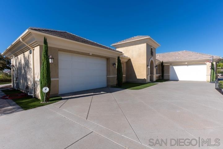 Detail Gallery Image 10 of 57 For 41770  Knoll Vista Lane, Temecula,  CA 92592 - 4 Beds | 4/1 Baths
