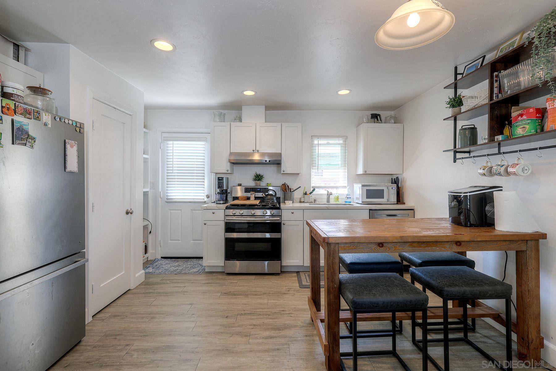 Detail Gallery Image 13 of 26 For 843-845  10th St, Imperial Beach,  CA 91932 - – Beds | – Baths