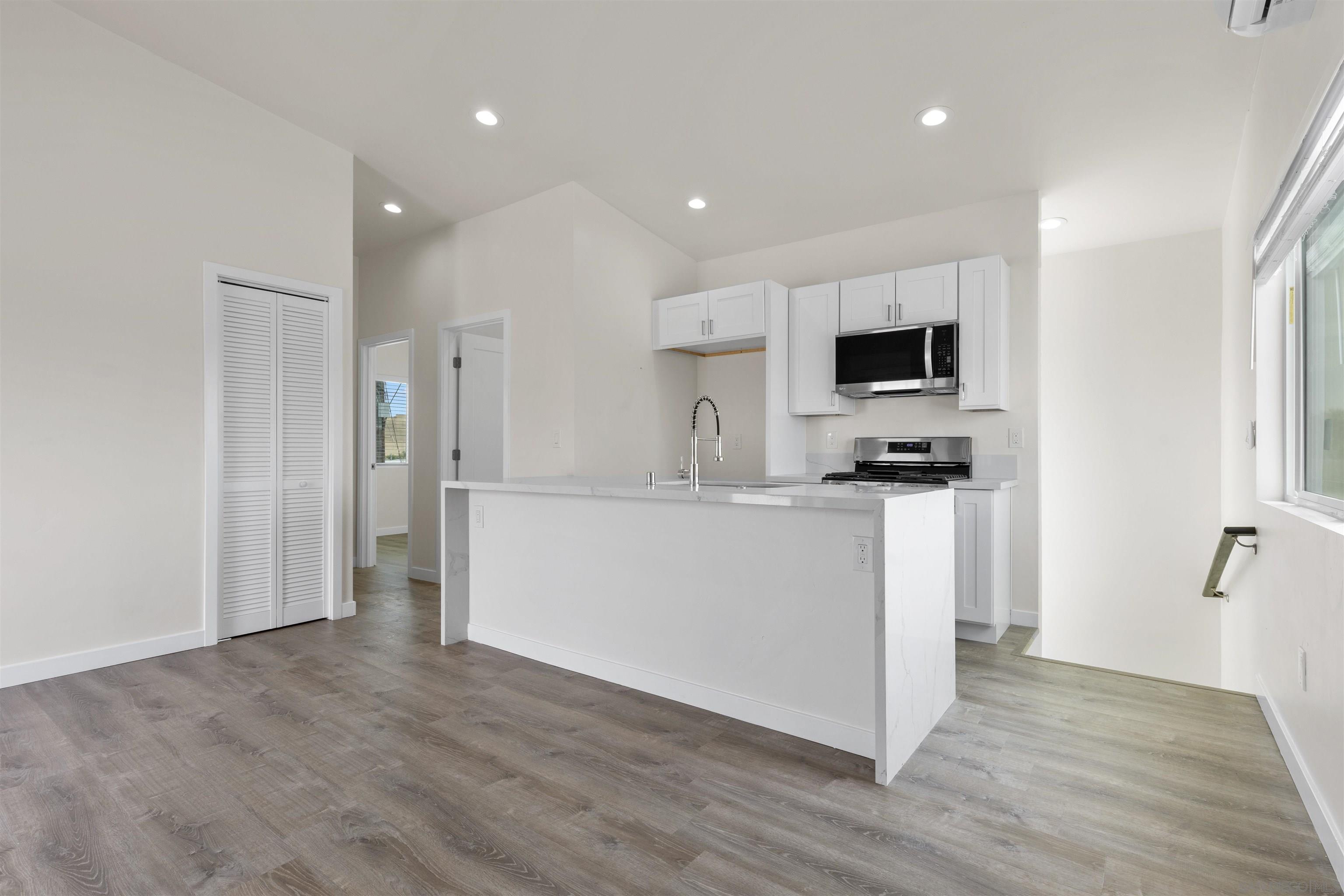 Detail Gallery Image 15 of 30 For 6144-48  Pontiac St, San Diego,  CA 92115 - – Beds | – Baths