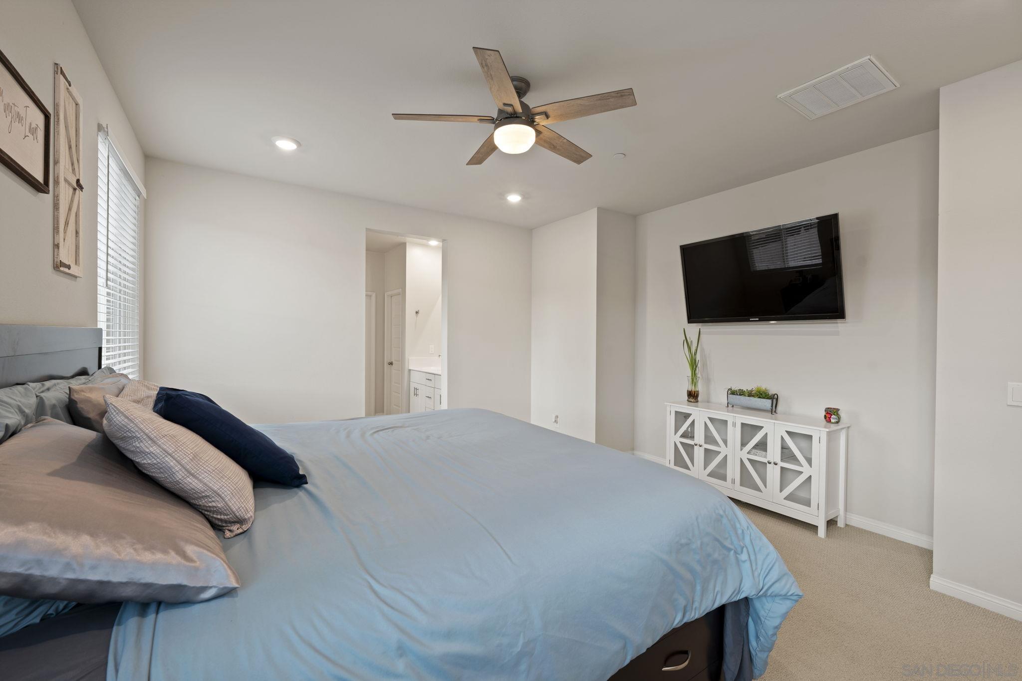 Detail Gallery Image 28 of 60 For 13318  Cultivate Ct, Valley Center,  CA 92082 - 6 Beds | 3 Baths