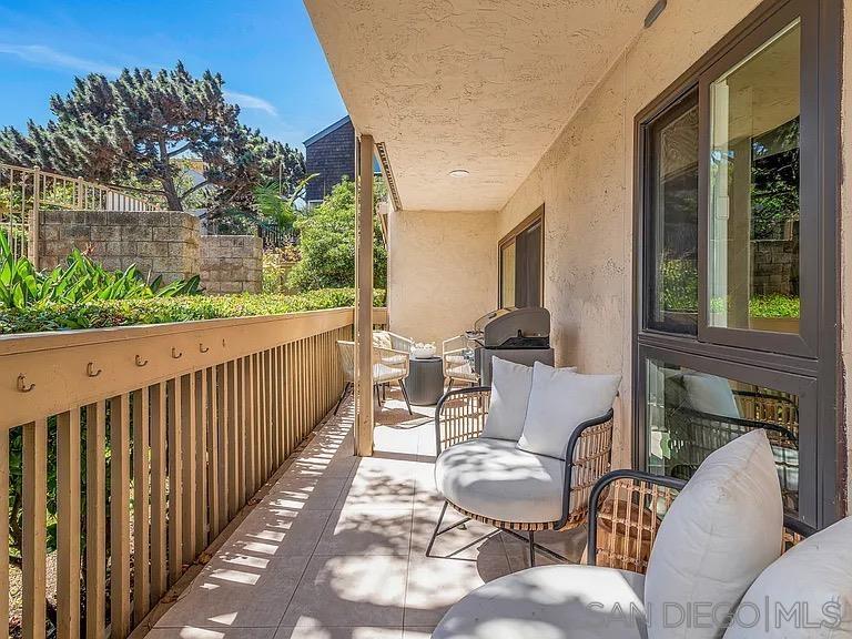 Detail Gallery Image 3 of 50 For 353  S. Sierrra Ave.  195, Solana Beach,  CA 92075 - 3 Beds | 2/1 Baths