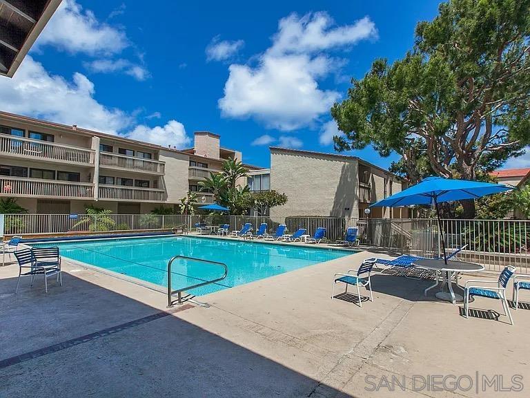 Detail Gallery Image 36 of 50 For 353  S. Sierrra Ave.  195, Solana Beach,  CA 92075 - 3 Beds | 2/1 Baths