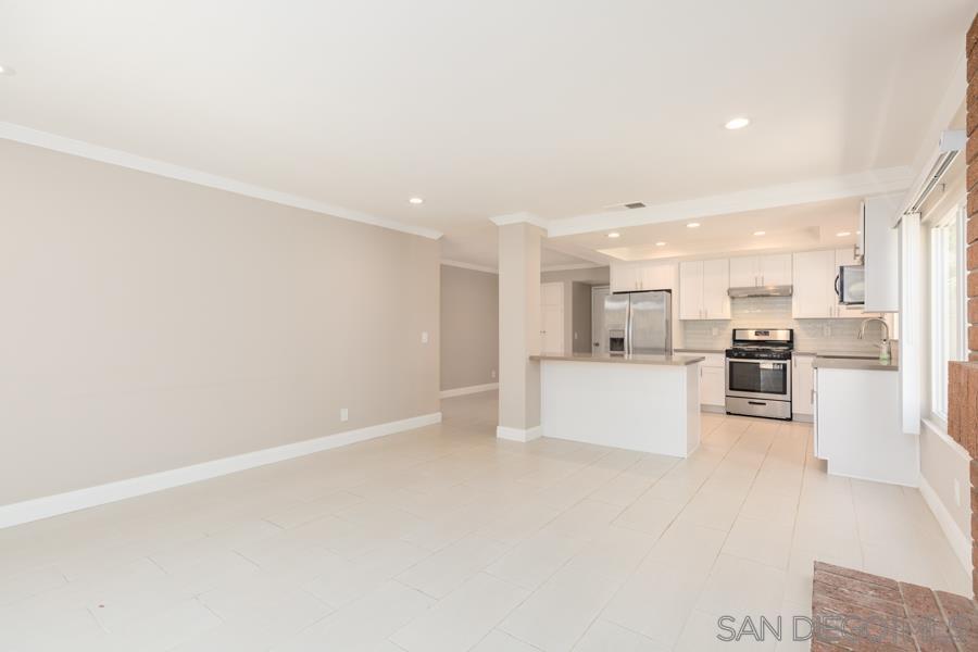 Detail Gallery Image 18 of 32 For 14403  Janal Way, San Diego,  CA 92129 - 5 Beds | 3 Baths