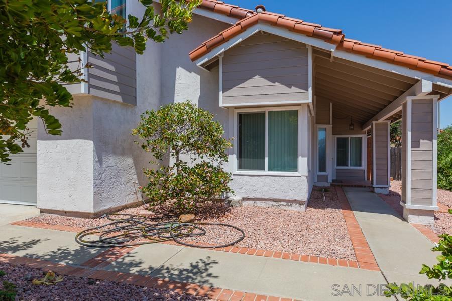 Detail Gallery Image 4 of 32 For 14403  Janal Way, San Diego,  CA 92129 - 5 Beds | 3 Baths