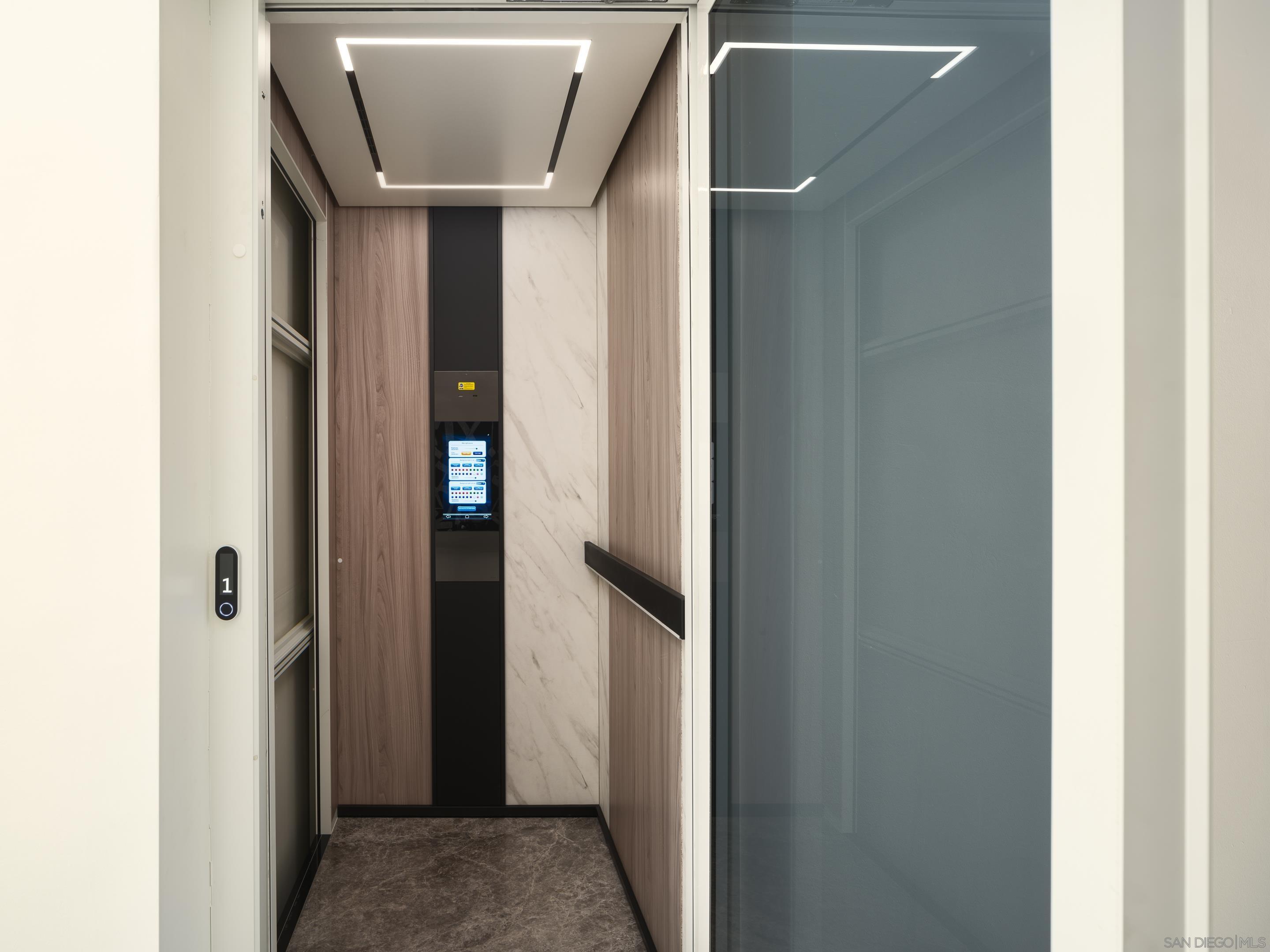 Detail Gallery Image 23 of 43 For 147 S Rios Ave, Solana Beach,  CA 92075 - 6 Beds | 6/2 Baths