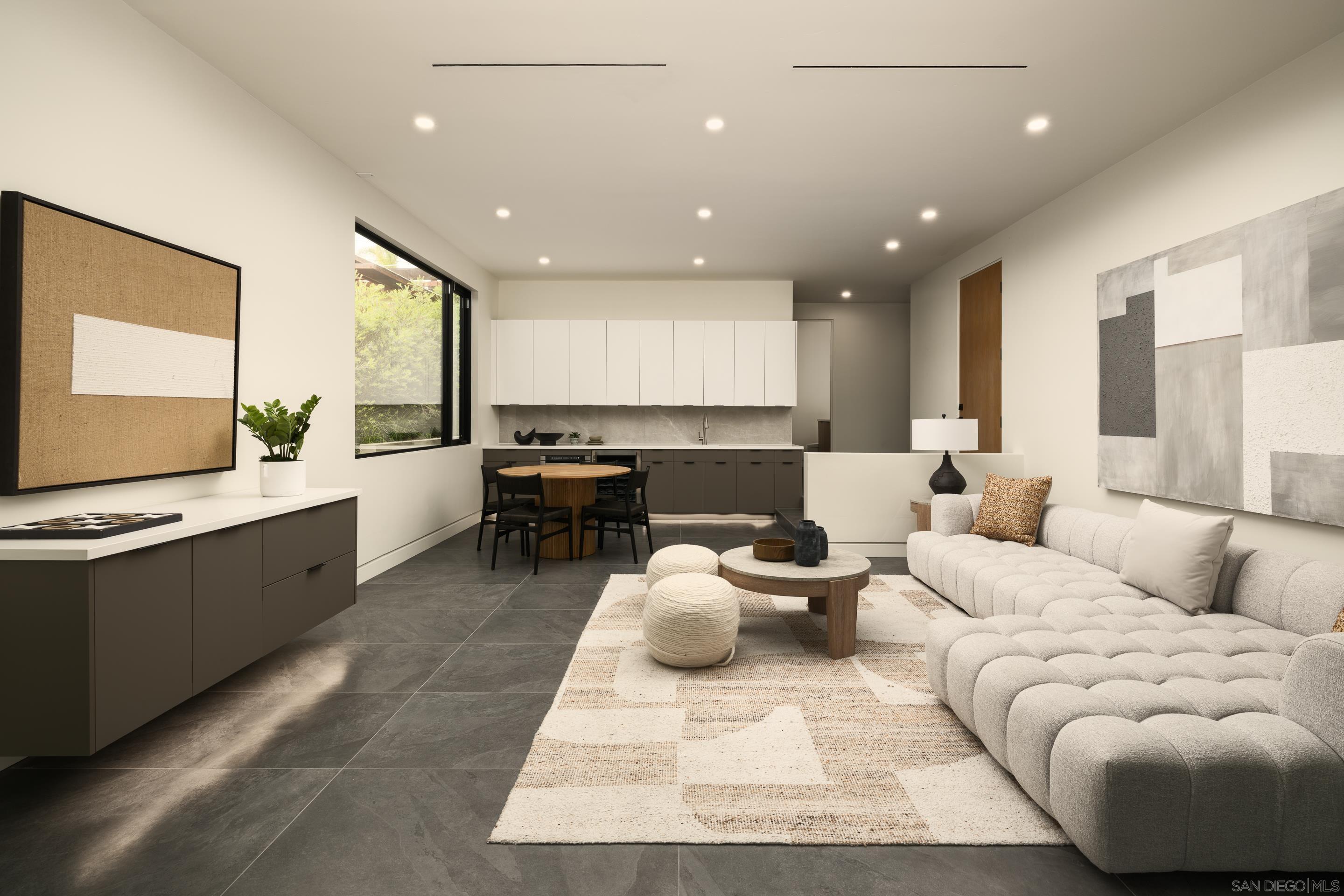 Detail Gallery Image 24 of 43 For 147 S Rios Ave, Solana Beach,  CA 92075 - 6 Beds | 6/2 Baths