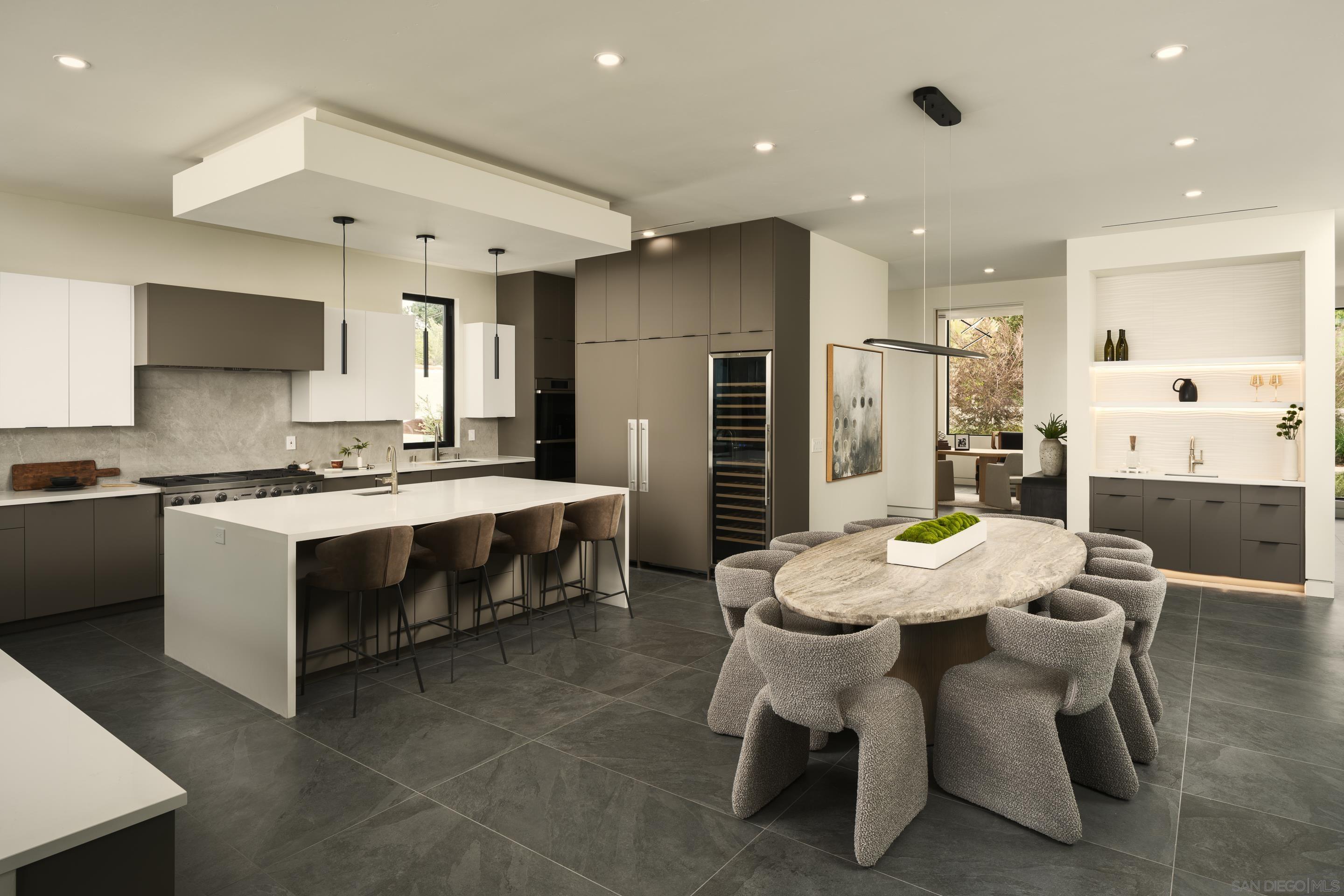 Detail Gallery Image 7 of 43 For 147 S Rios Ave, Solana Beach,  CA 92075 - 6 Beds | 6/2 Baths