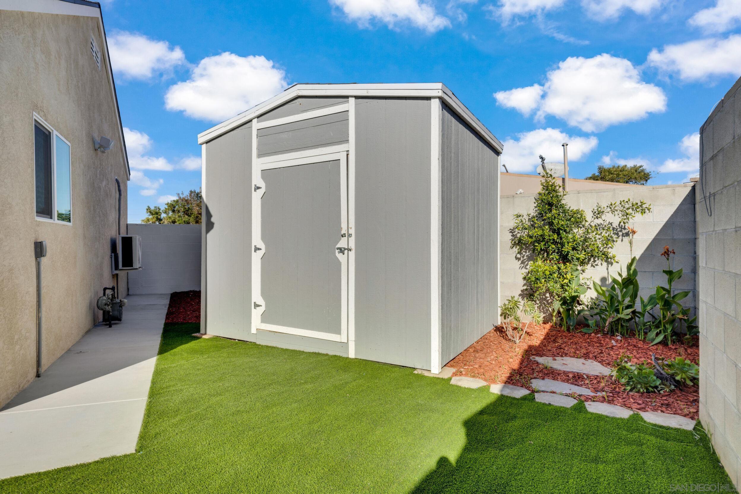 Detail Gallery Image 16 of 23 For 3653  Euclid Ave, San Diego,  CA 92105 - 2 Beds | 1 Baths