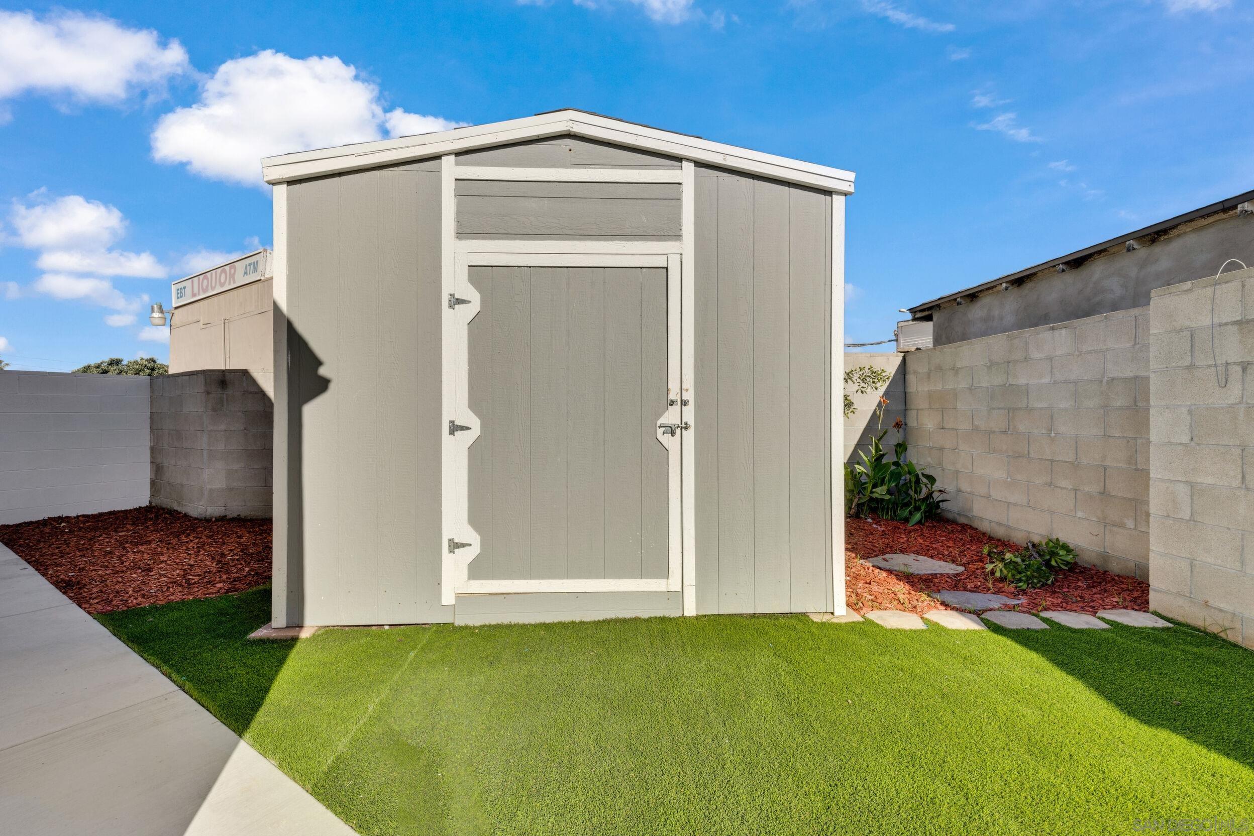 Detail Gallery Image 22 of 23 For 3653  Euclid Ave, San Diego,  CA 92105 - 2 Beds | 1 Baths