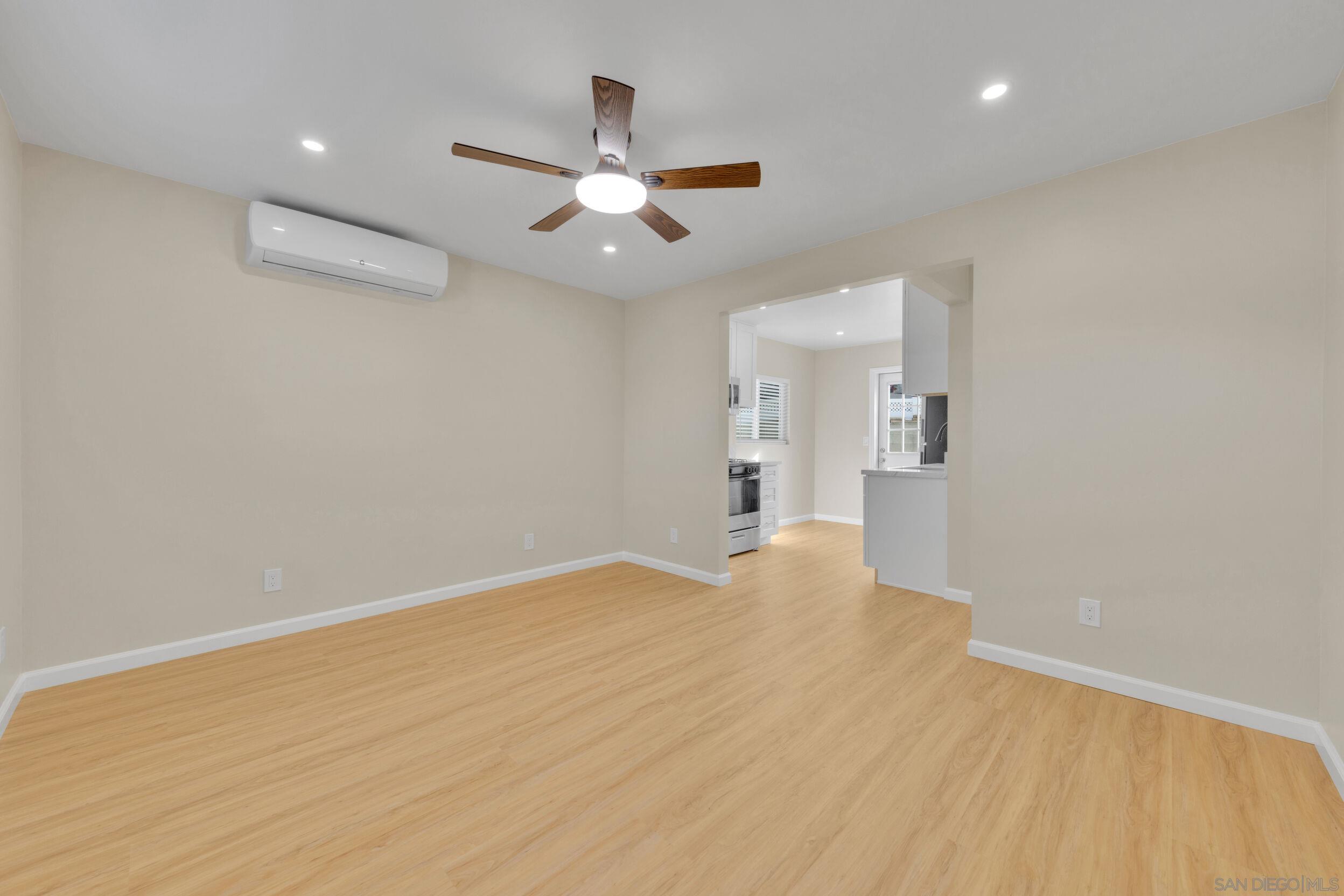 Detail Gallery Image 4 of 23 For 3653  Euclid Ave, San Diego,  CA 92105 - 2 Beds | 1 Baths