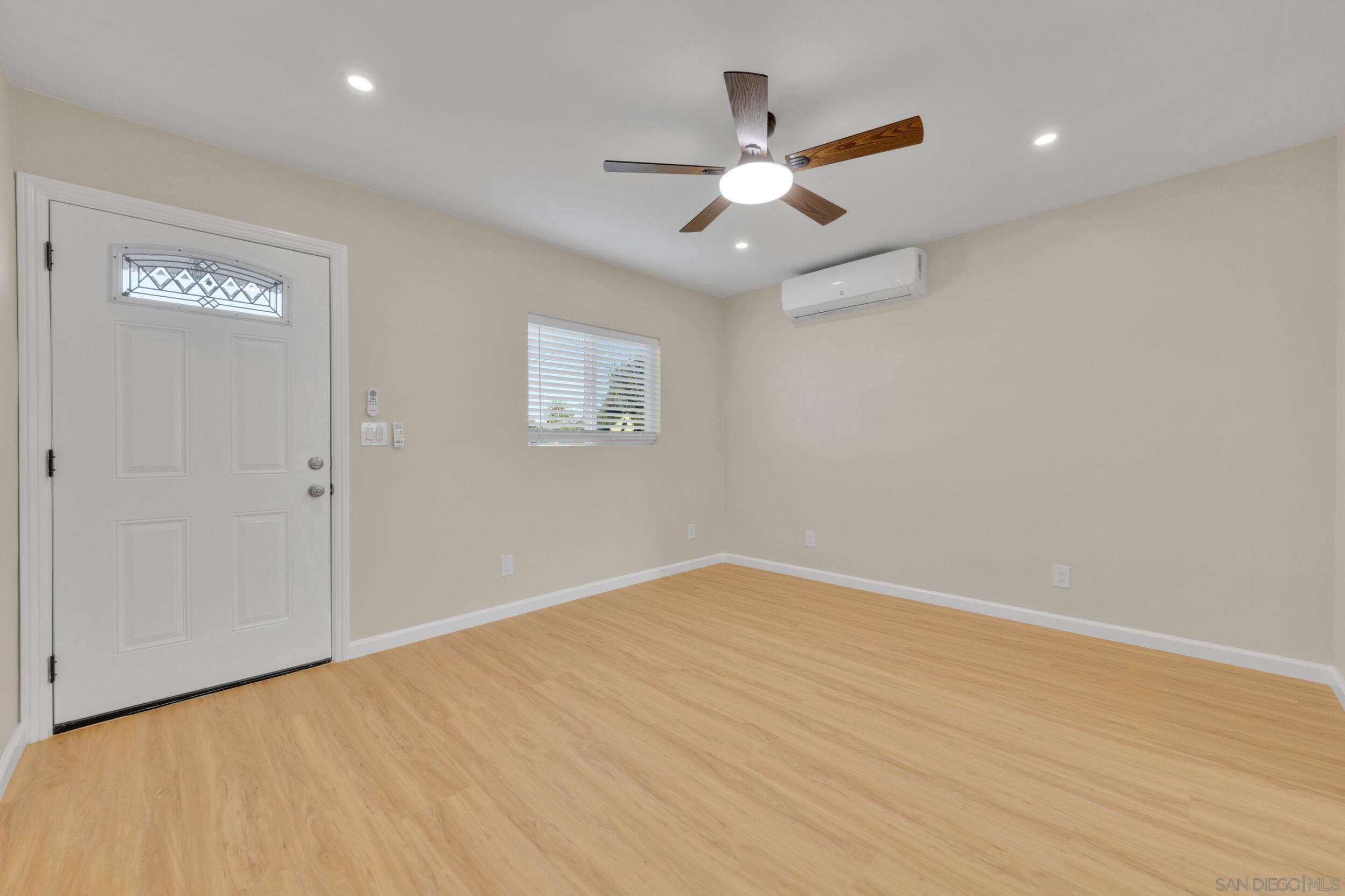 Detail Gallery Image 5 of 23 For 3653  Euclid Ave, San Diego,  CA 92105 - 2 Beds | 1 Baths