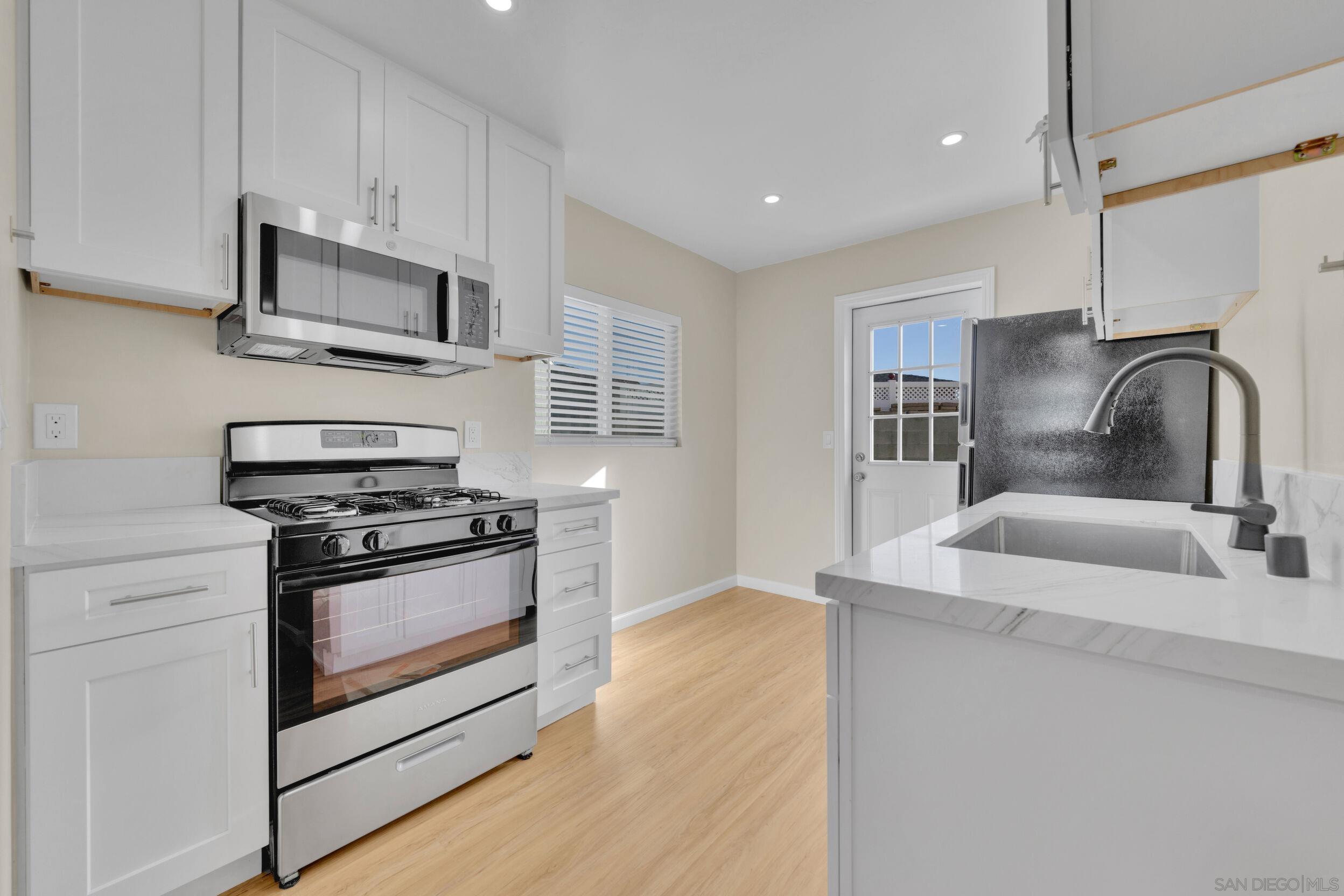 Detail Gallery Image 6 of 23 For 3653  Euclid Ave, San Diego,  CA 92105 - 2 Beds | 1 Baths