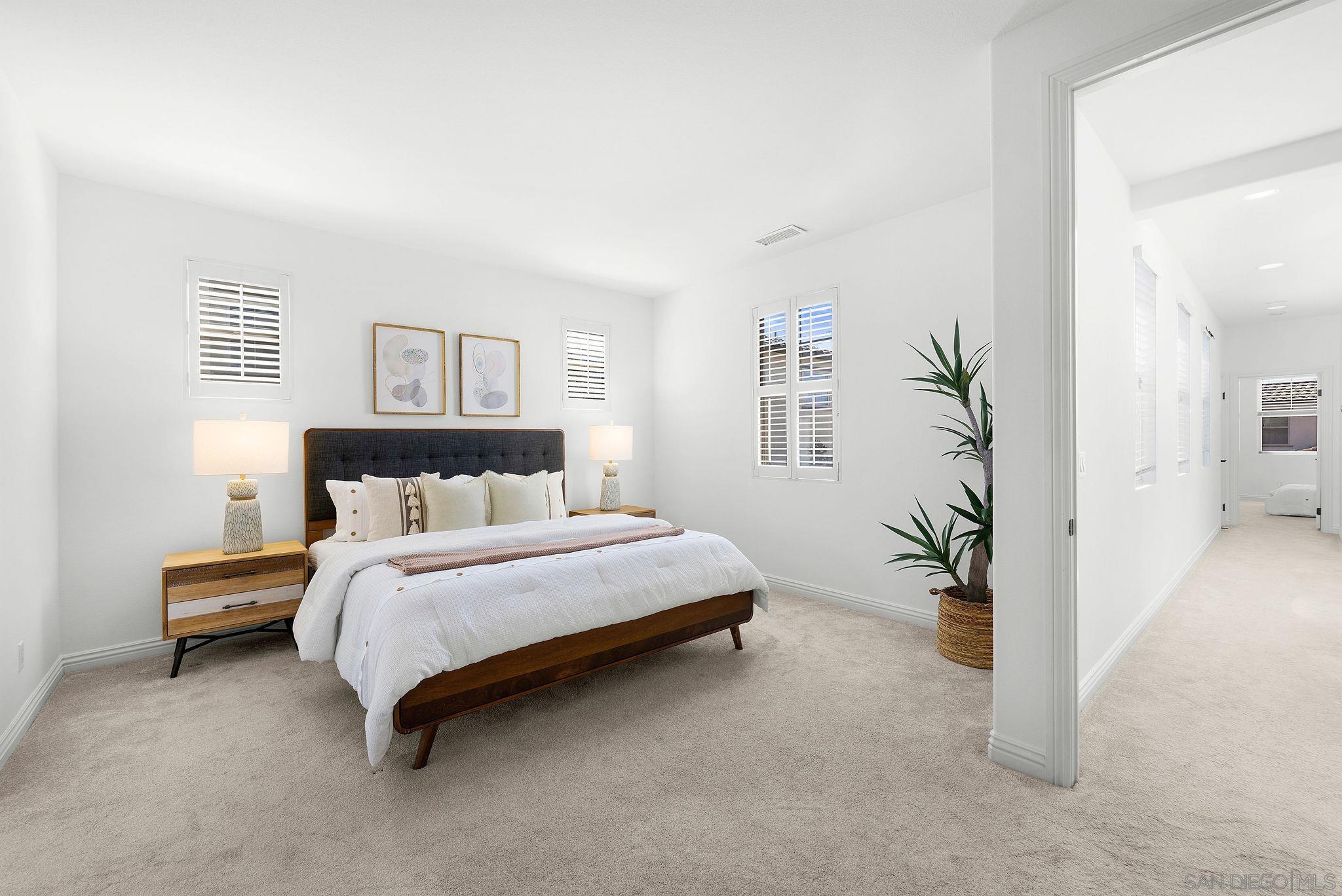 Detail Gallery Image 24 of 52 For 13558  Hyacinth Hills Way, San Diego,  CA 92130 - 4 Beds | 3 Baths