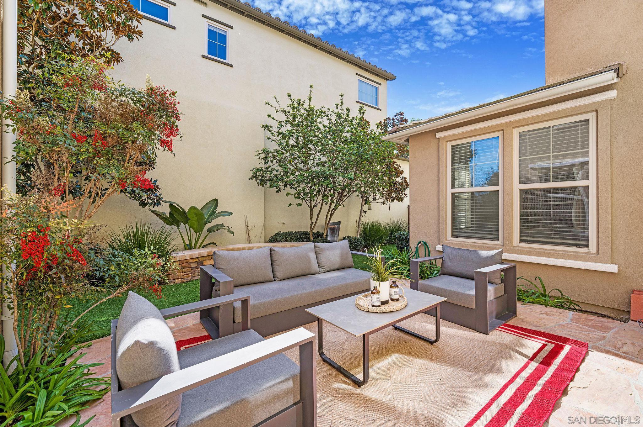 Detail Gallery Image 36 of 52 For 13558  Hyacinth Hills Way, San Diego,  CA 92130 - 4 Beds | 3 Baths