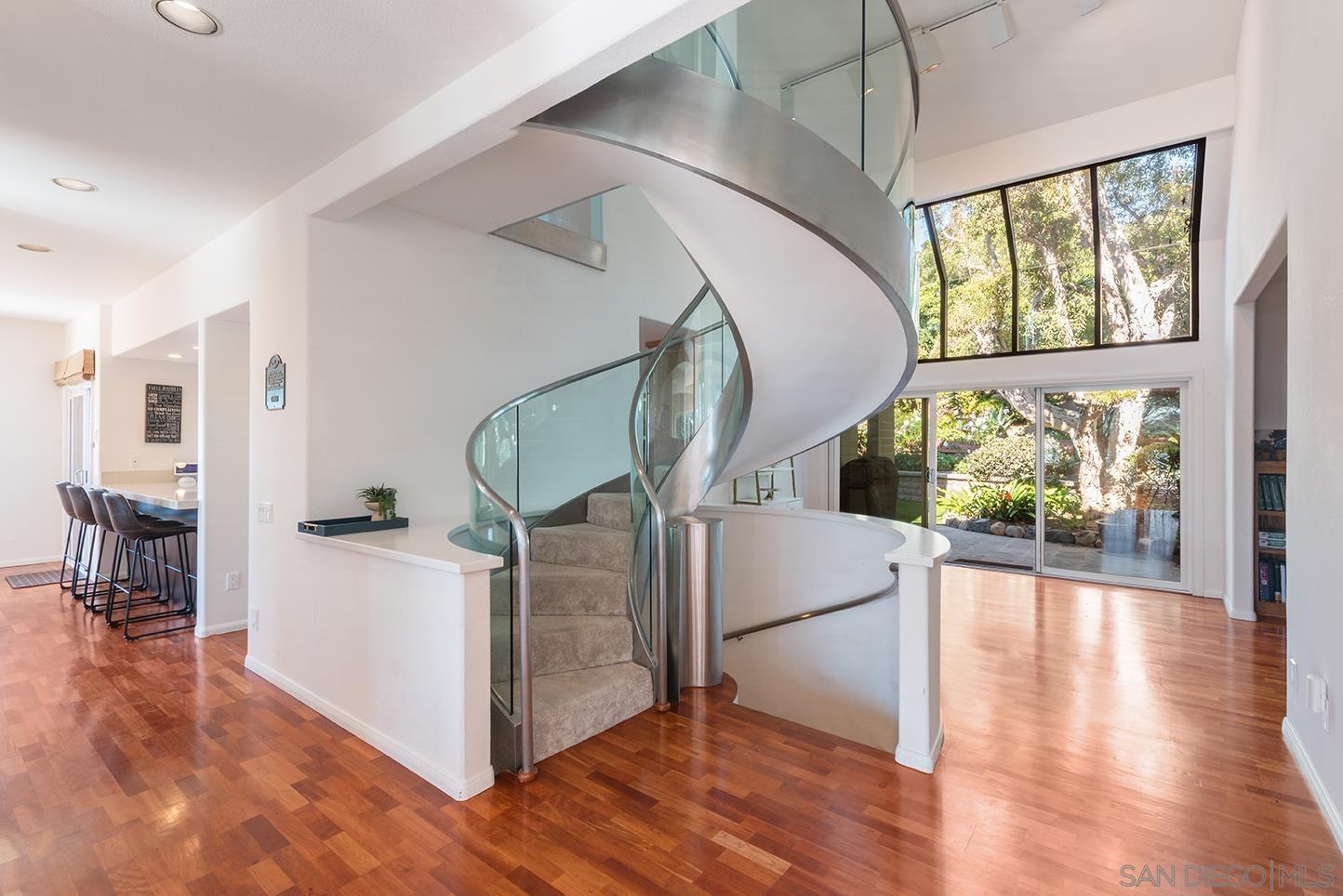 Detail Gallery Image 11 of 30 For 2160  via Mar Valle, Del Mar,  CA 92014 - 5 Beds | 6/1 Baths