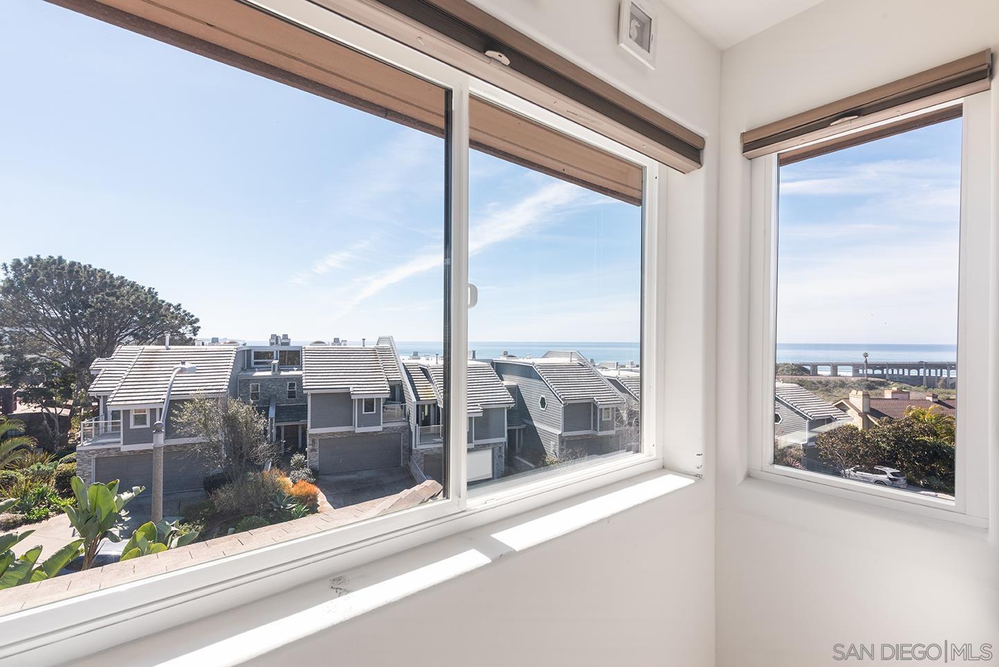 Detail Gallery Image 14 of 30 For 2160  via Mar Valle, Del Mar,  CA 92014 - 5 Beds | 6/1 Baths