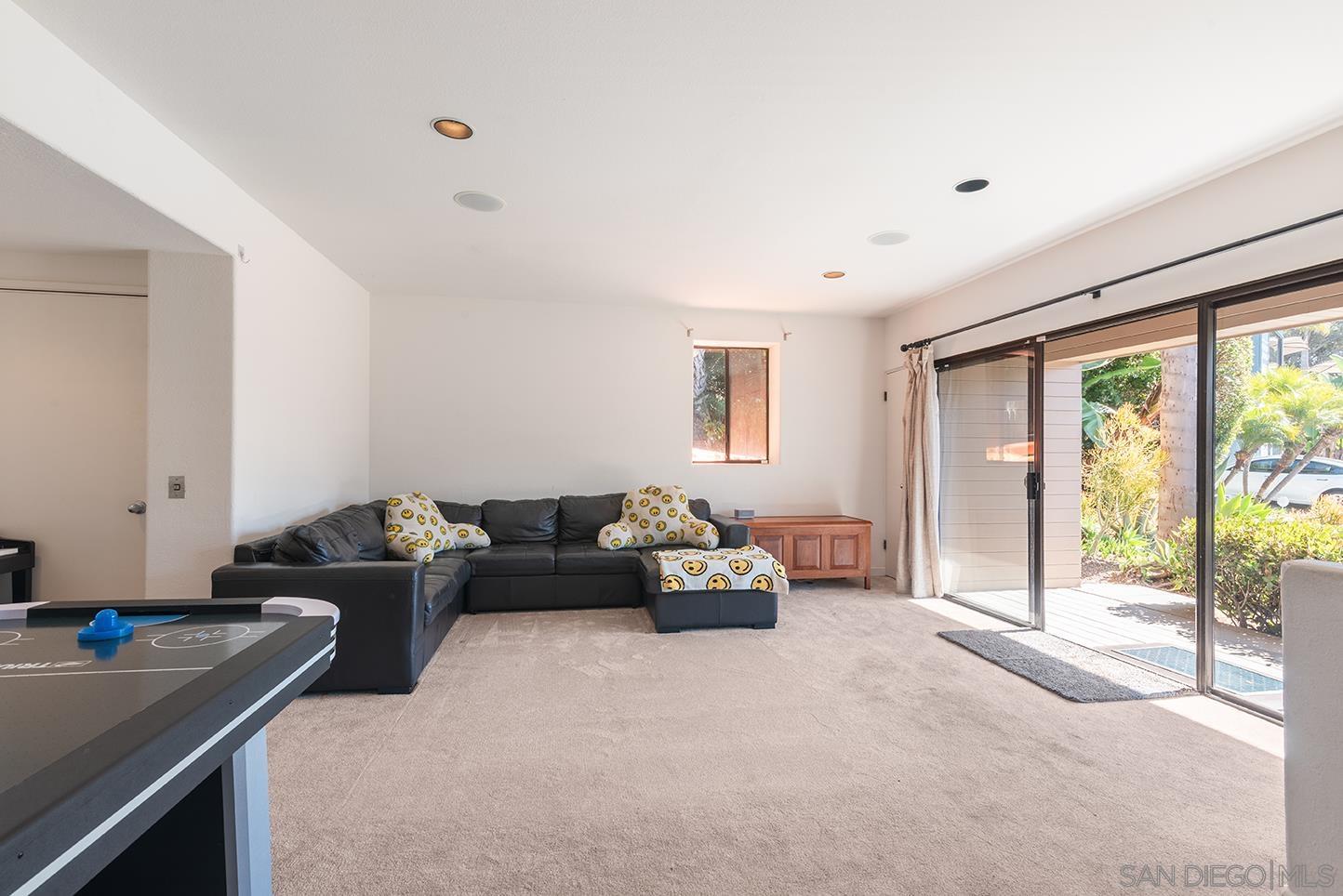 Detail Gallery Image 26 of 30 For 2160  via Mar Valle, Del Mar,  CA 92014 - 5 Beds | 6/1 Baths