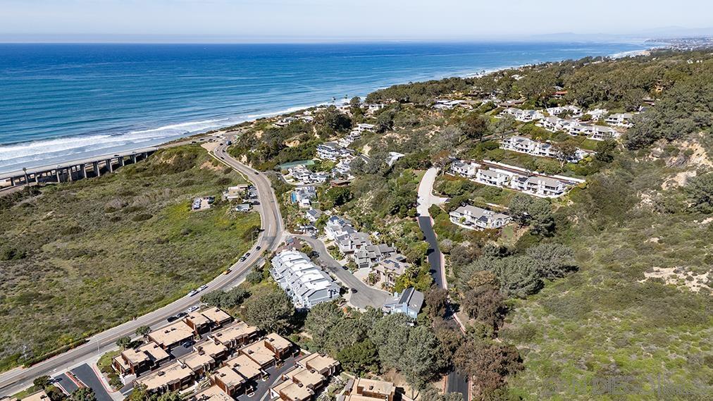 Detail Gallery Image 28 of 30 For 2160  via Mar Valle, Del Mar,  CA 92014 - 5 Beds | 6/1 Baths