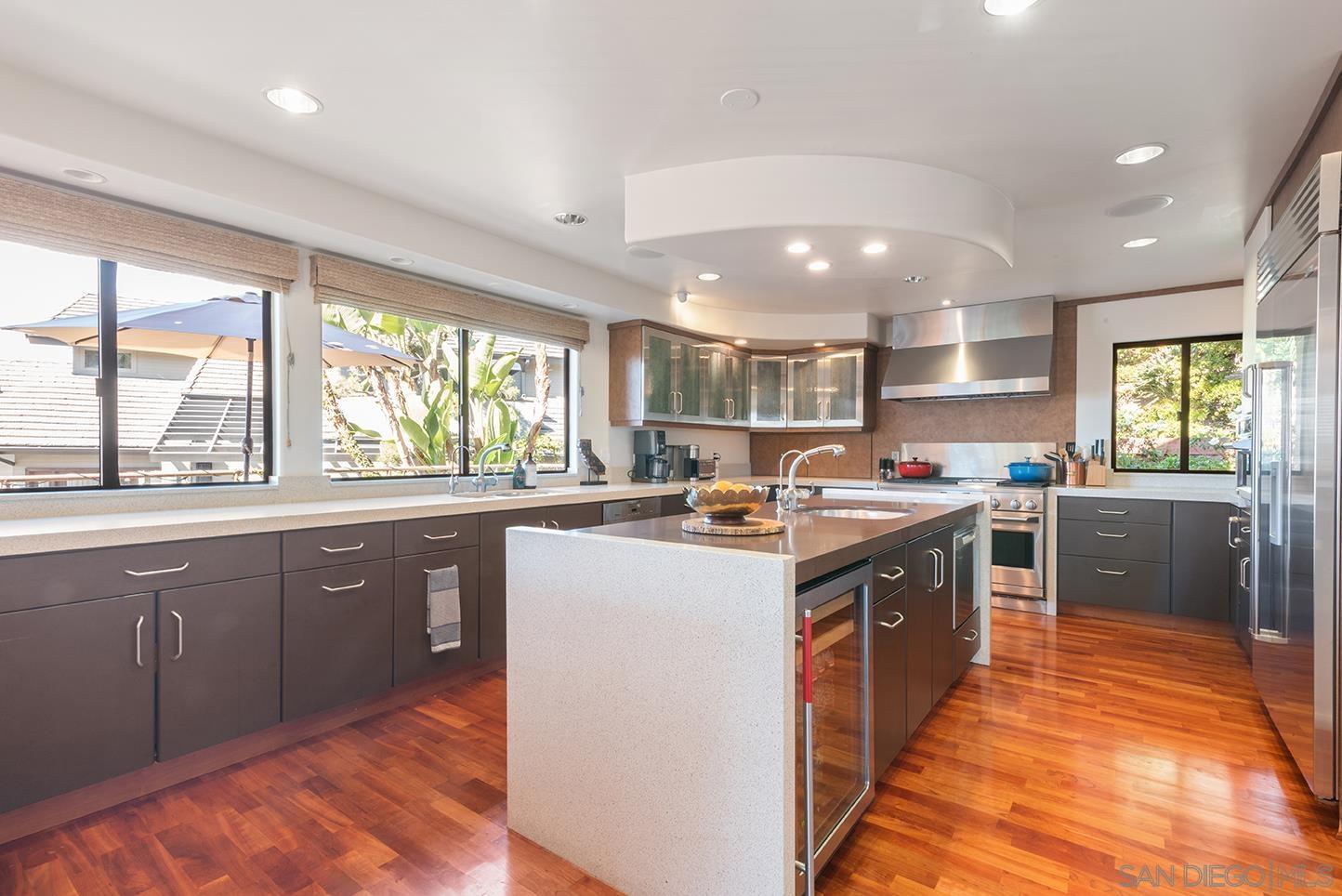 Detail Gallery Image 7 of 30 For 2160  via Mar Valle, Del Mar,  CA 92014 - 5 Beds | 6/1 Baths