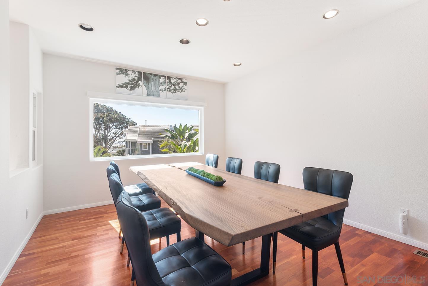 Detail Gallery Image 10 of 30 For 2160  via Mar Valle, Del Mar,  CA 92014 - 5 Beds | 6/1 Baths