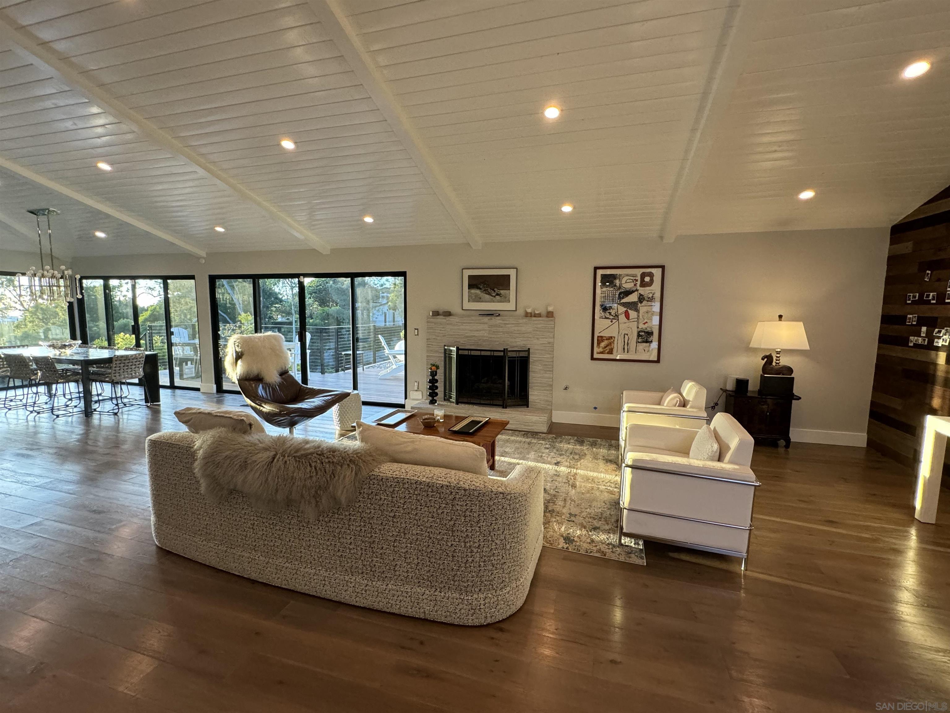 Detail Gallery Image 24 of 62 For 1402  Rodeo Drive, La Jolla,  CA 92037 - 5 Beds | 3/1 Baths