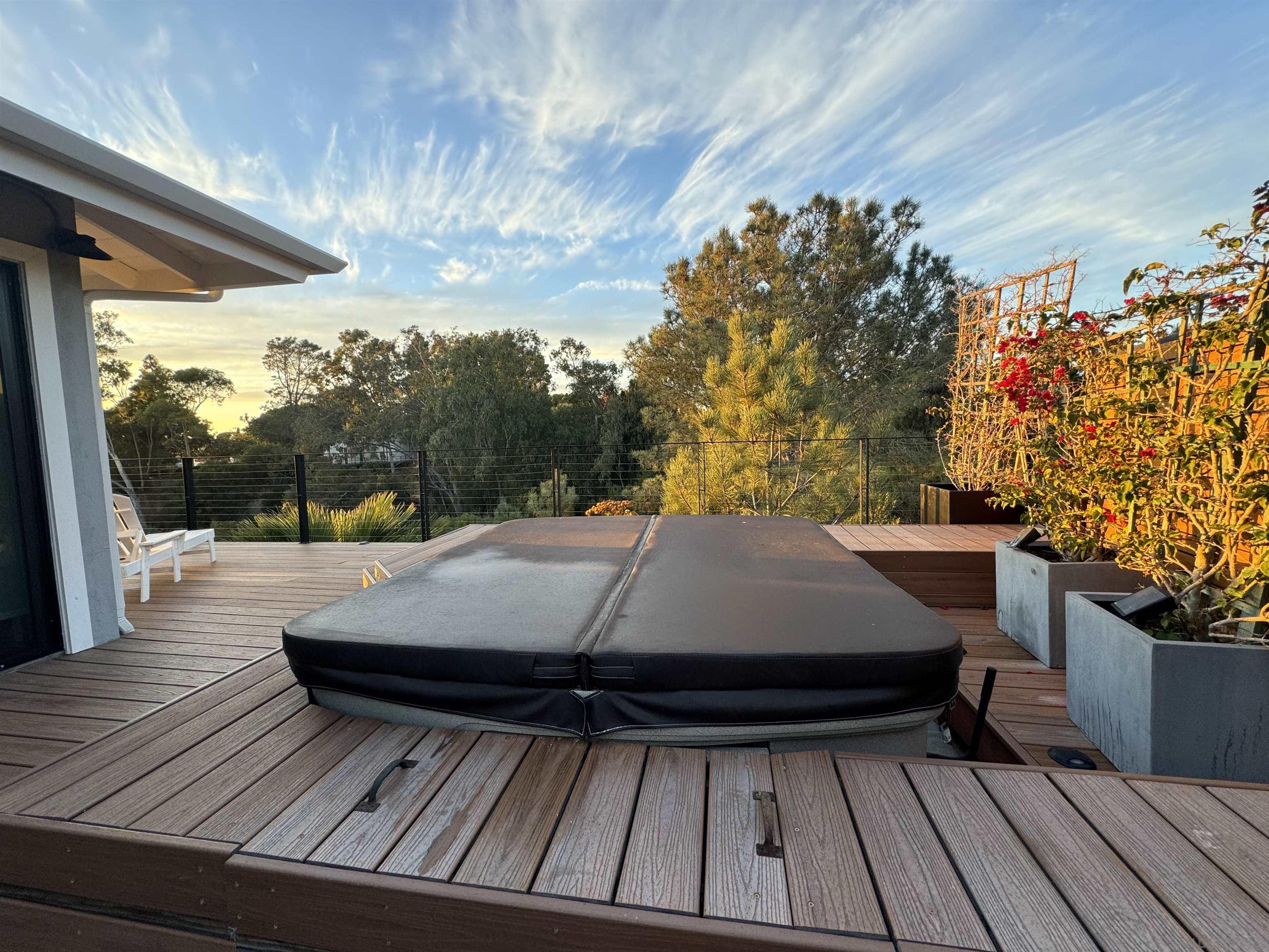 Detail Gallery Image 44 of 62 For 1402  Rodeo Drive, La Jolla,  CA 92037 - 5 Beds | 3/1 Baths