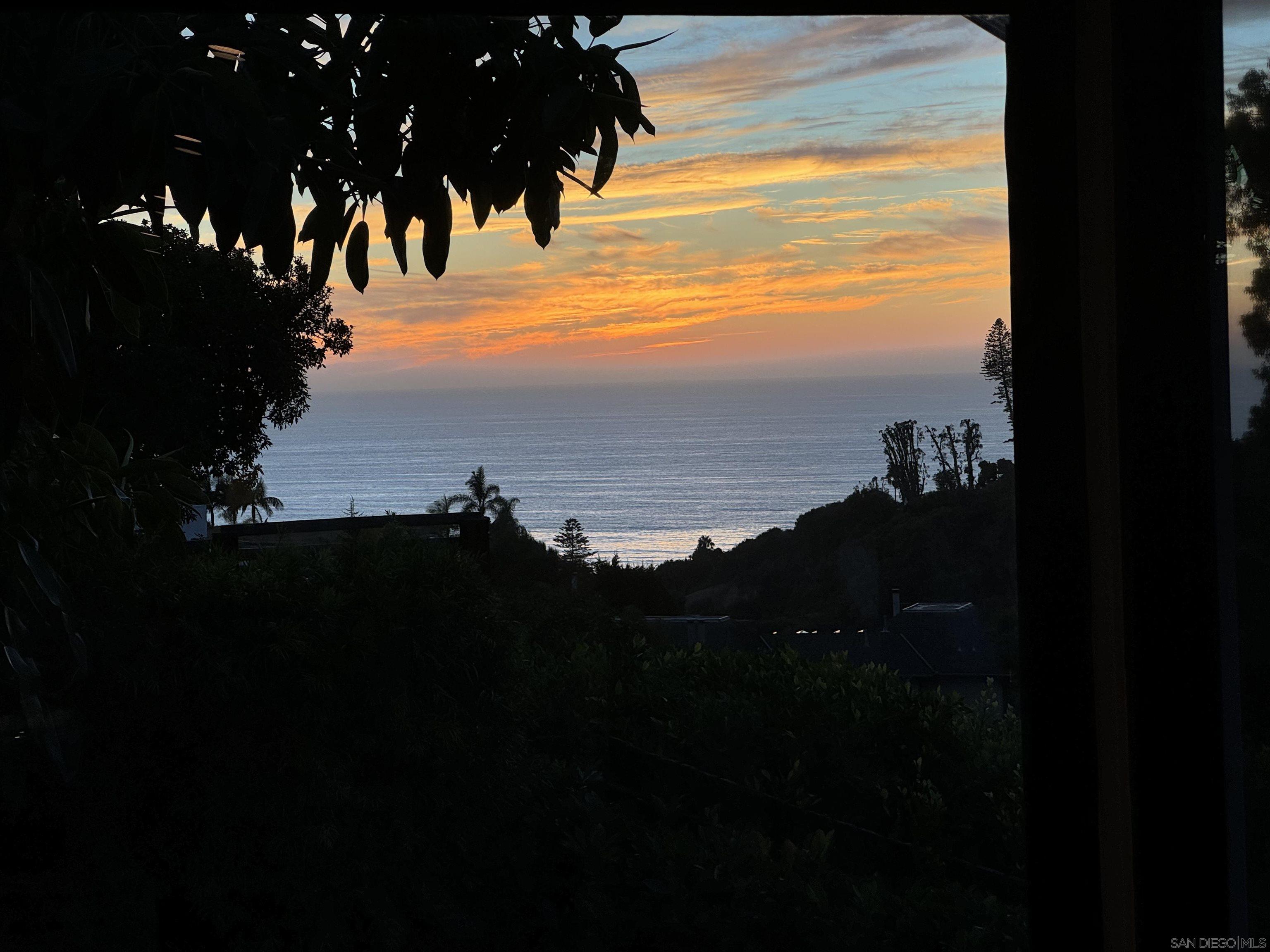 Detail Gallery Image 50 of 62 For 1402  Rodeo Drive, La Jolla,  CA 92037 - 5 Beds | 3/1 Baths