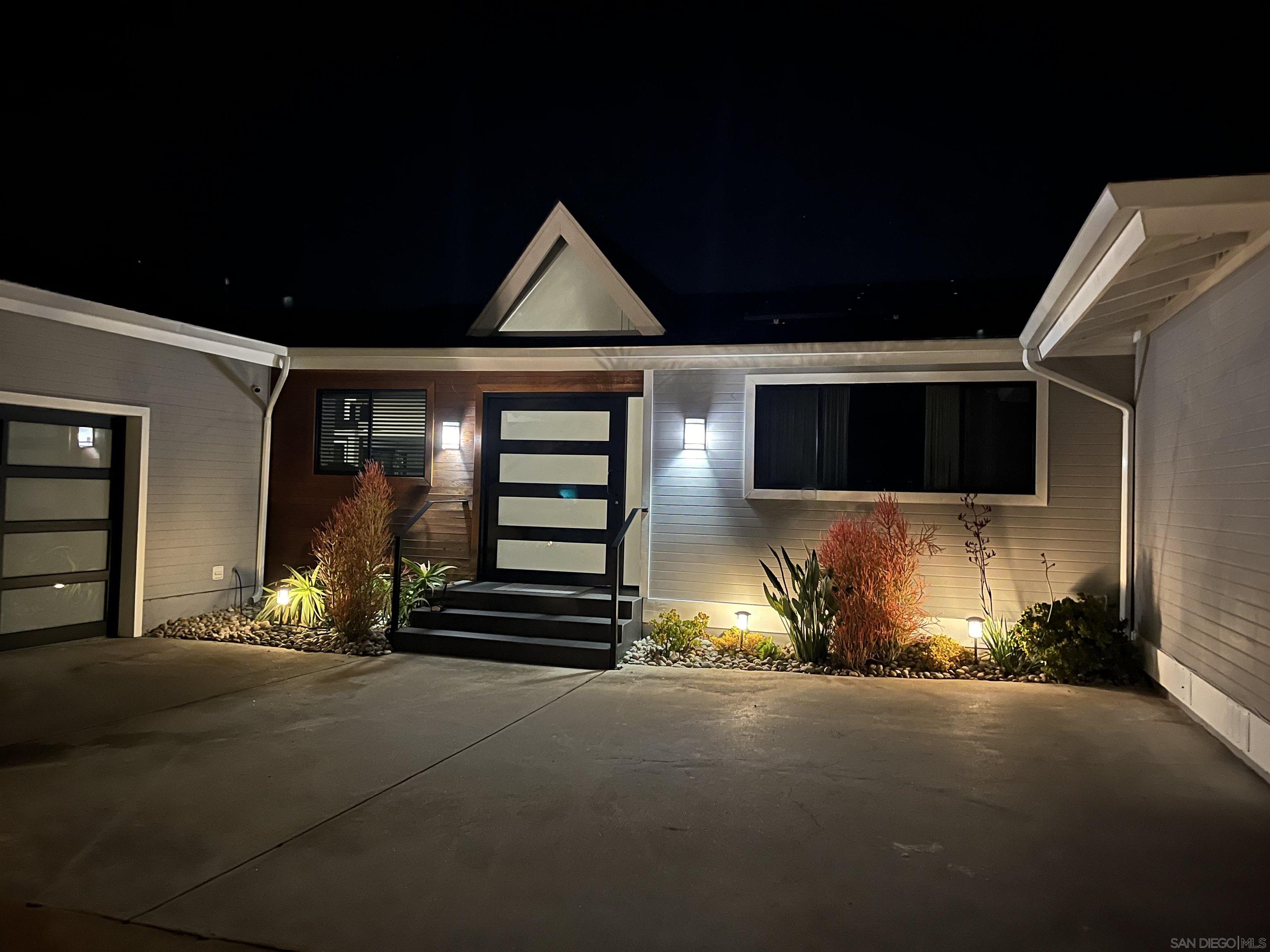 Detail Gallery Image 57 of 62 For 1402  Rodeo Drive, La Jolla,  CA 92037 - 5 Beds | 3/1 Baths