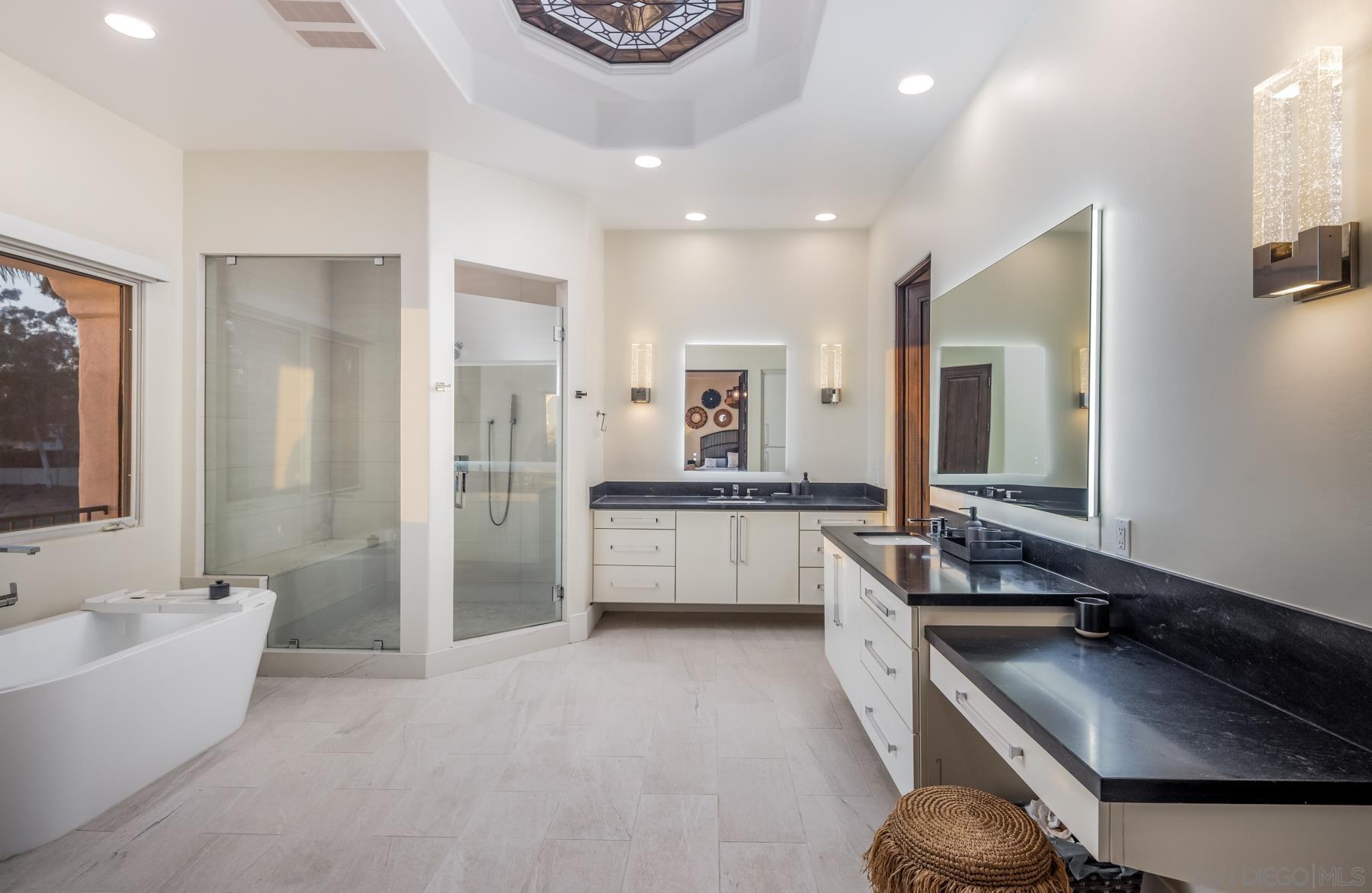 Detail Gallery Image 19 of 48 For 7430  St. Andrews Rd, Rancho Santa Fe,  CA 92067 - 5 Beds | 5 Baths