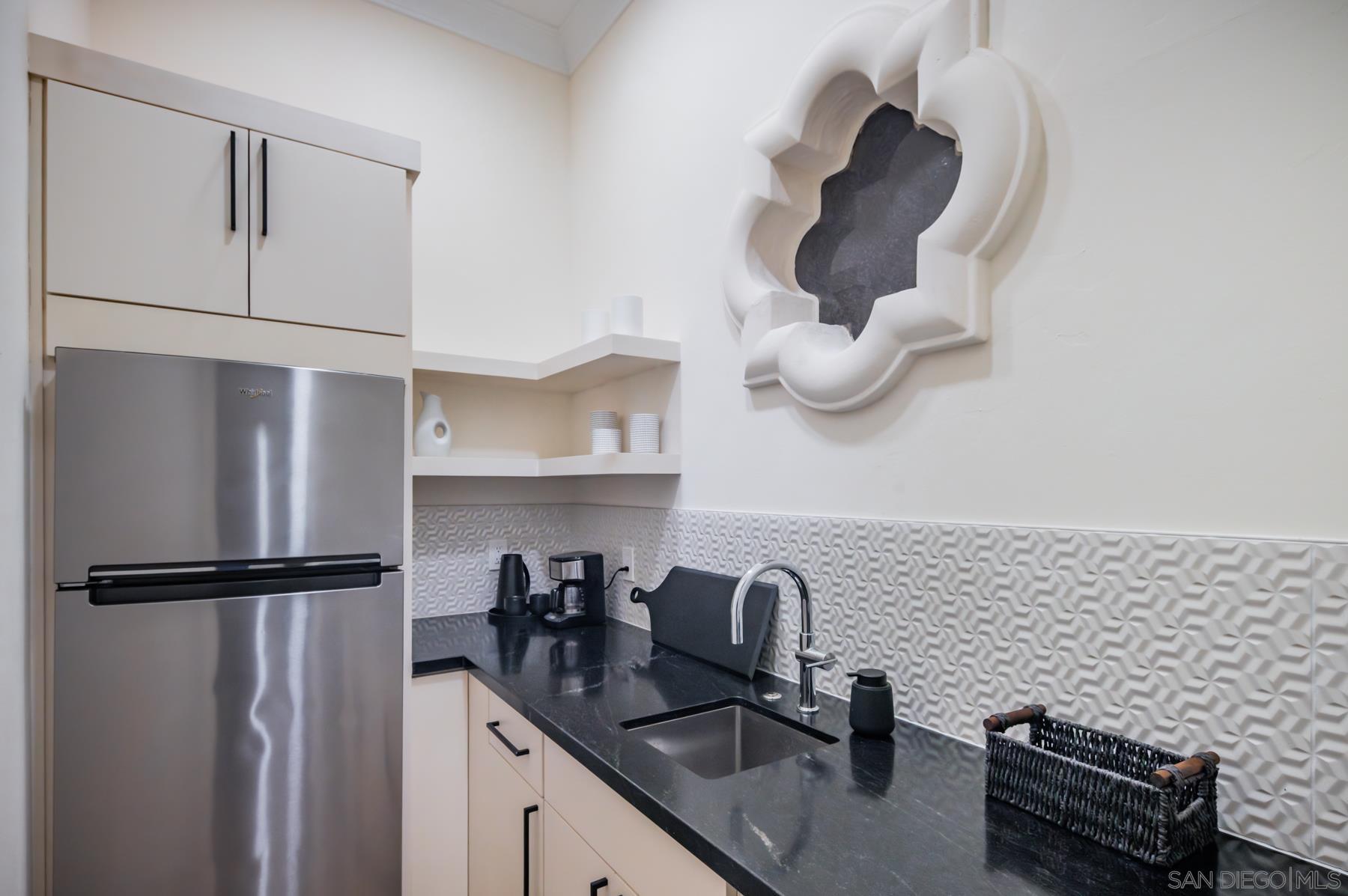 Detail Gallery Image 28 of 48 For 7430  St. Andrews Rd, Rancho Santa Fe,  CA 92067 - 5 Beds | 5 Baths